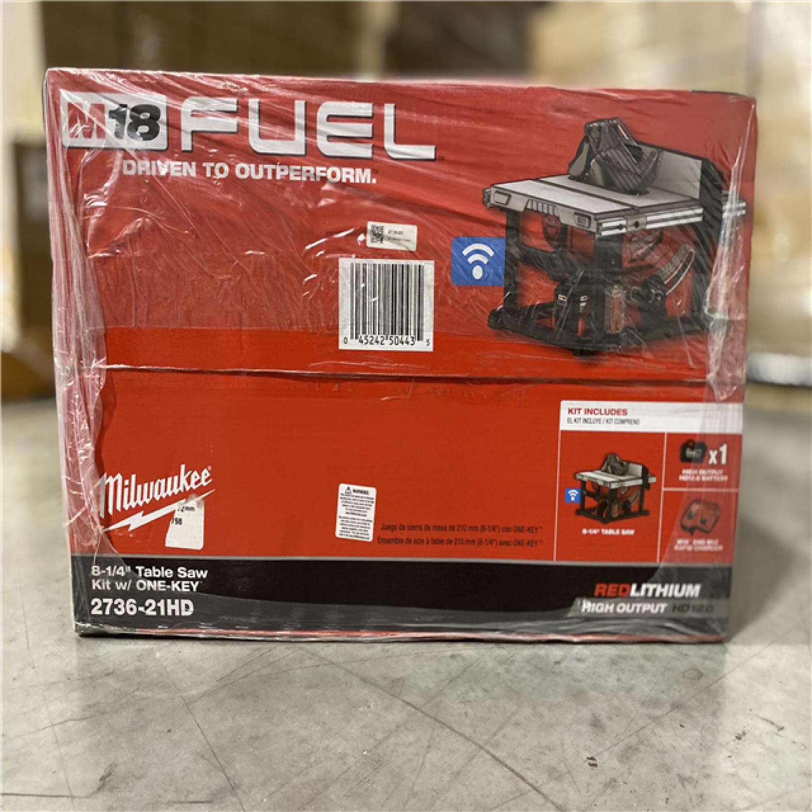 NEW! - Milwaukee M18 FUEL ONE-KEY 18- volt Lithium-Ion Brushless Cordless 8-1/4 in. Table Saw Kit W/(1) 12.0Ah Battery & Rapid Charger