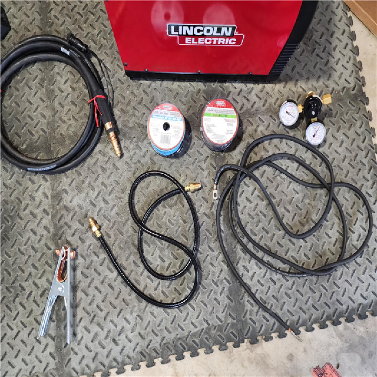 HOUSTON LOCATION - AS-IS Lincoln Electric Single Phase 140 Amp DC 115V Flux-Core & Stick MIG Welder - 90A/19V/20% Duty Cycle, 10.15 Long | Part #K2697-1