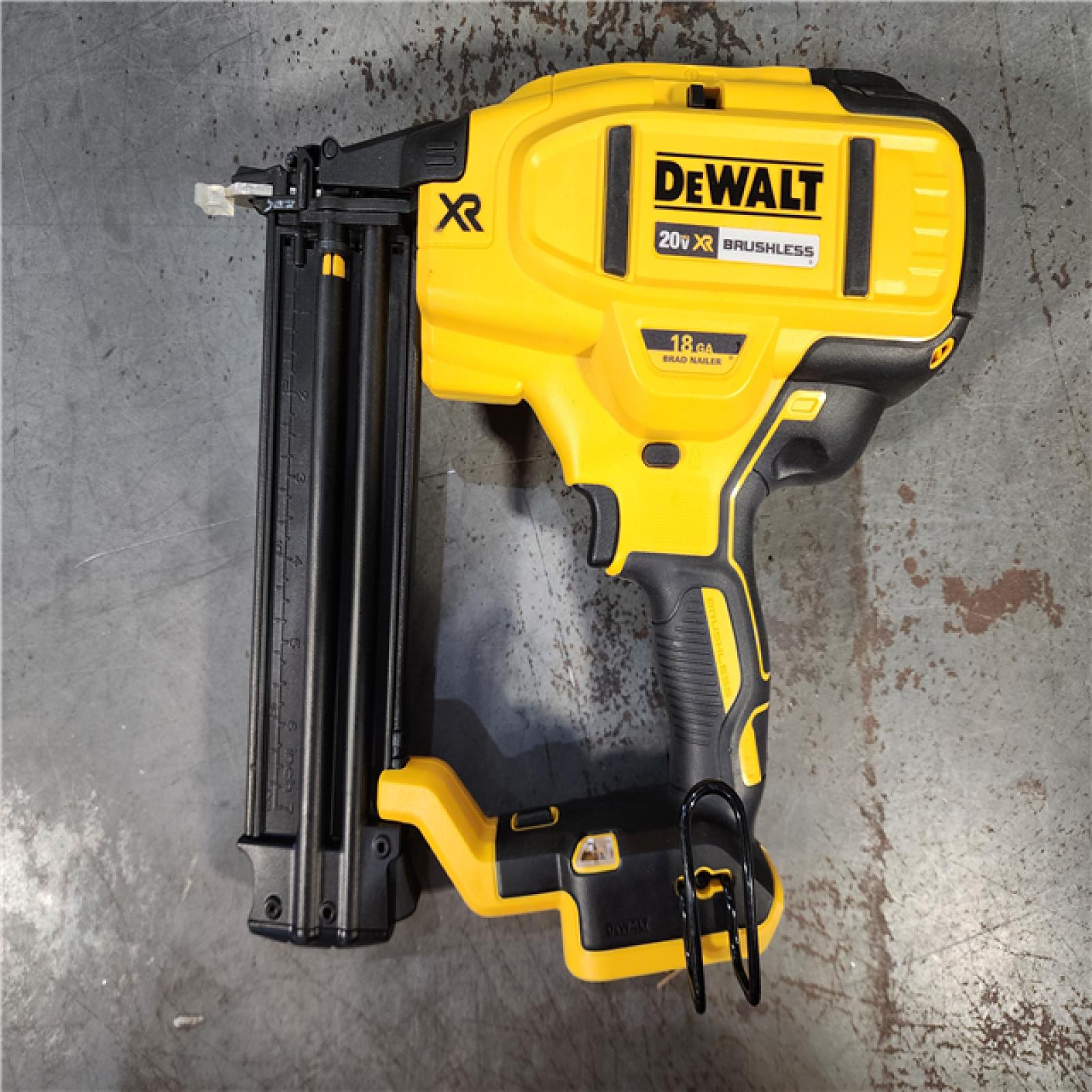 HOUSTON LOCATION - AS-IS (3) DEWALT 20V MAX XR 18 Gauge Brad Nailer Kit W/ (2) BATTERY & CHARGER