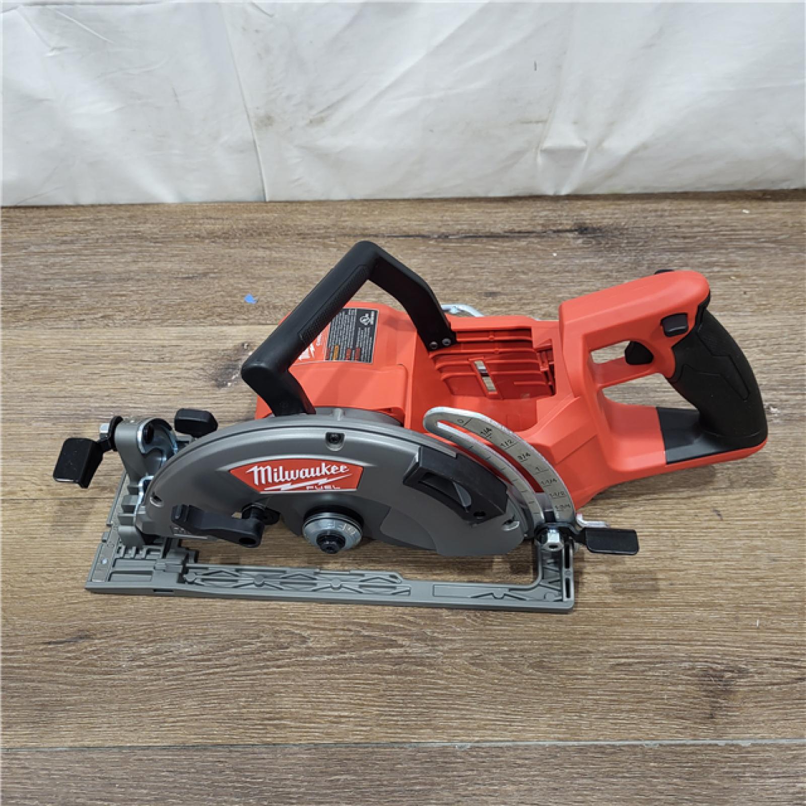 AS-IS Milwaukee 2830-20 Rear Handle Circular Saw M18 FUEL 7-1/4  Cordless Brushless Tool Only