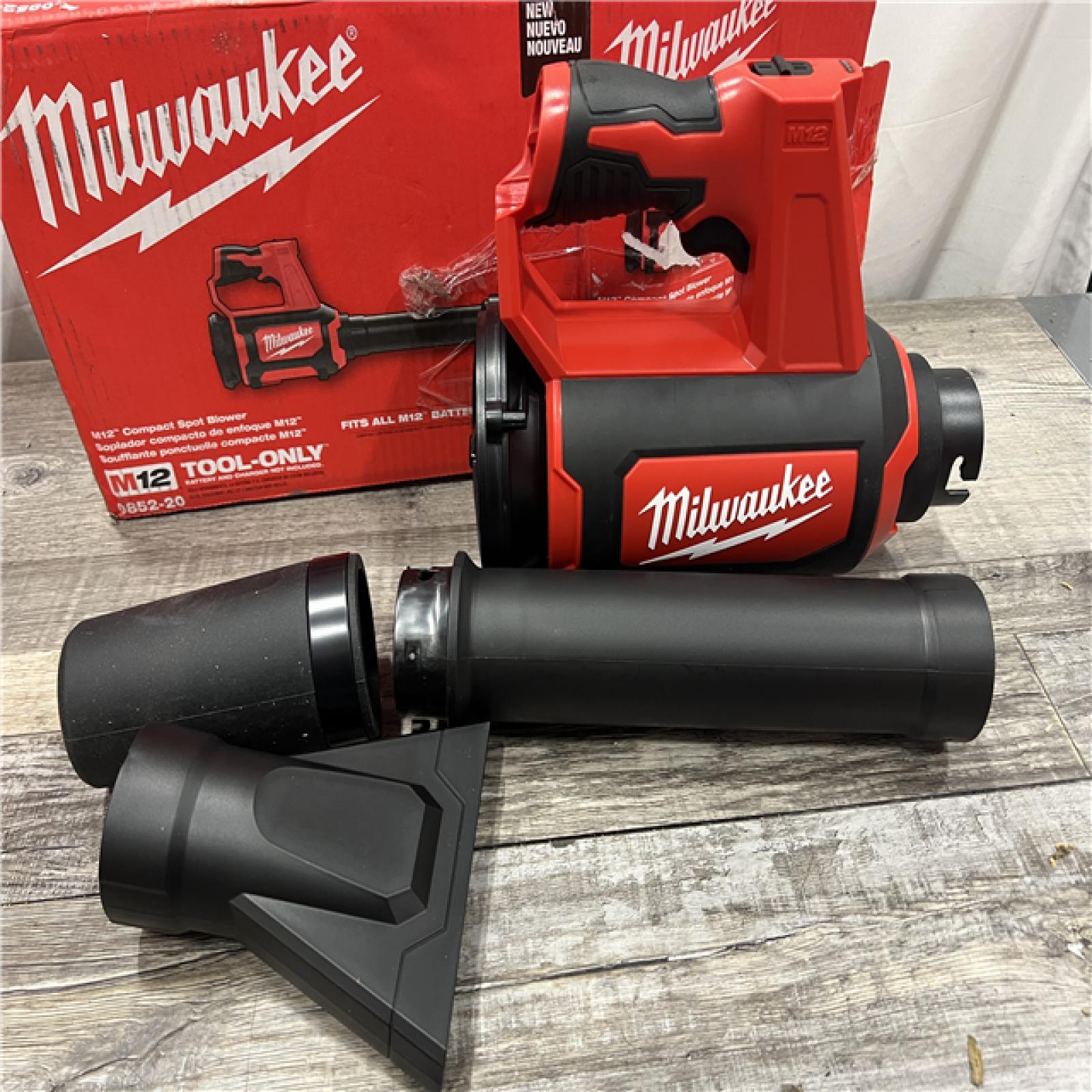 AS-IS Milwaukee Cordless Compact Spot Blower (Tool-Only)