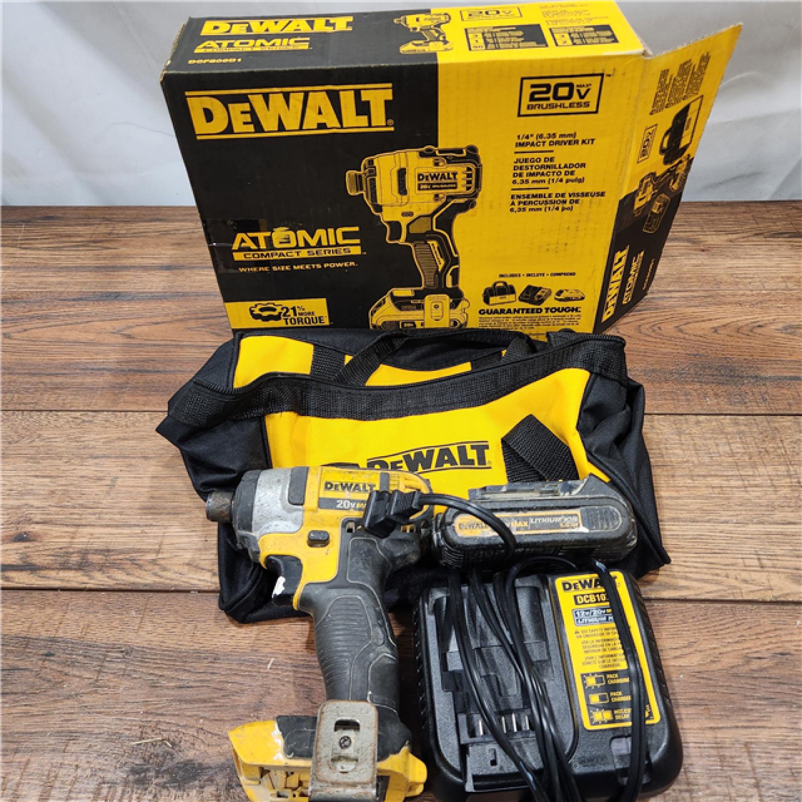 AS-IS DEWALT ATOMIC 20V MAX* Brushless Cordless Compact 1/4 in. Impact Driver Kit