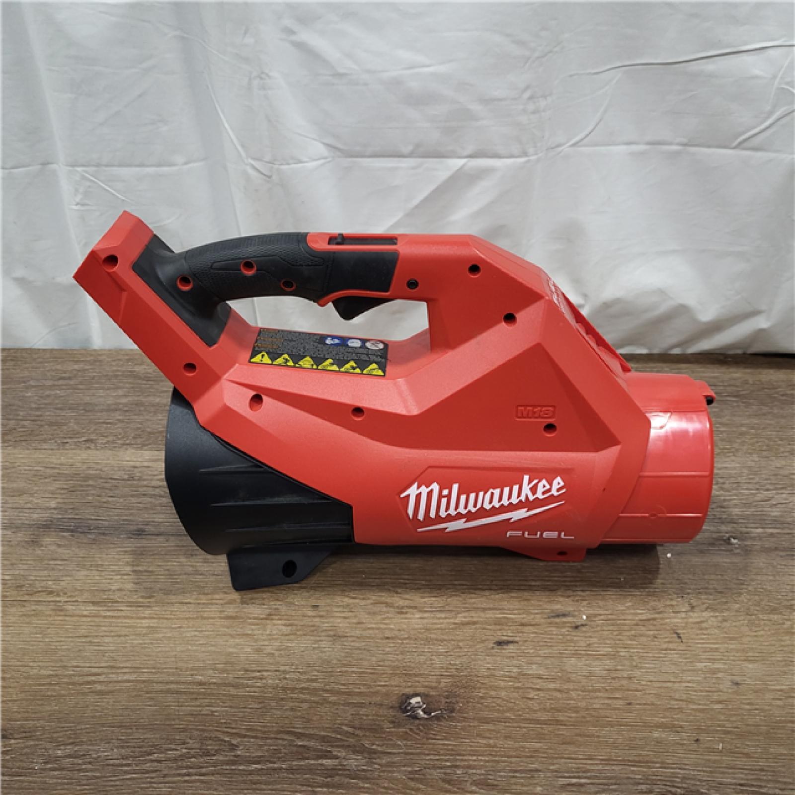 AS-IS Milwaukee M18 FUEL 18V Lithium-Ion Brushless Cordless Handheld Blower (Tool-Only)