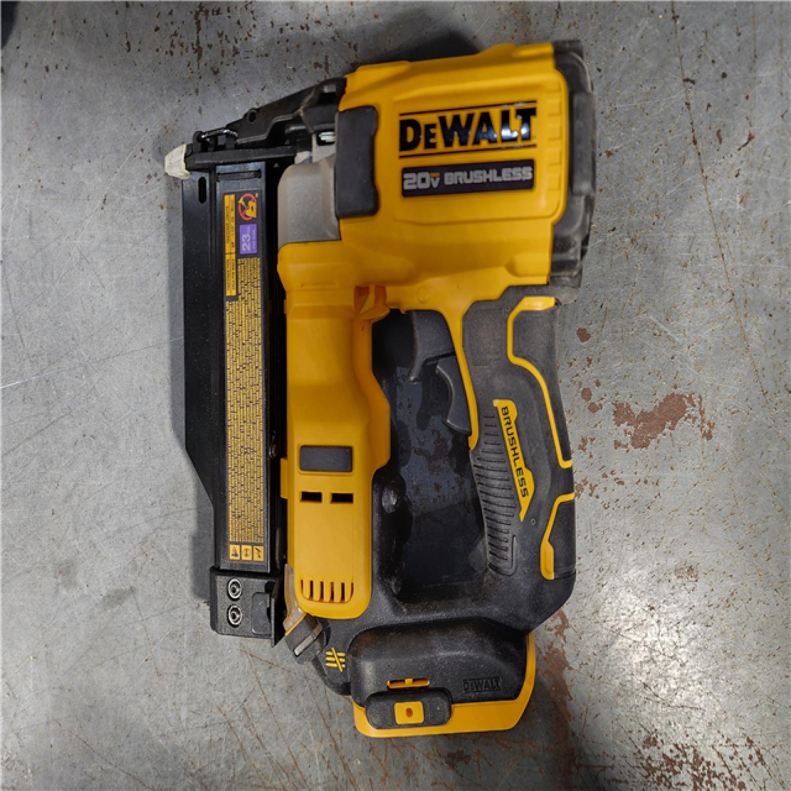 HOUSTON LOCATION - AS-IS DEWALT ATOMIC 20V MAX Lithium Ion Cordless 23 Gauge Pin Nailer Kit with 3.0Ah Battery and Charger