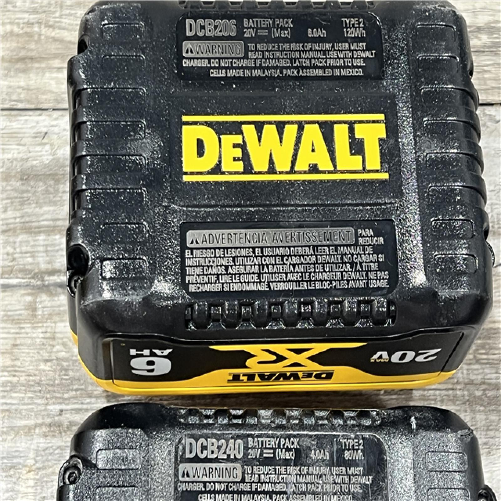 AS-IS DEWALT 20V MAX Lithium-Ion 6.0Ah and 4.0Ah Battery and Charger Starter Kit