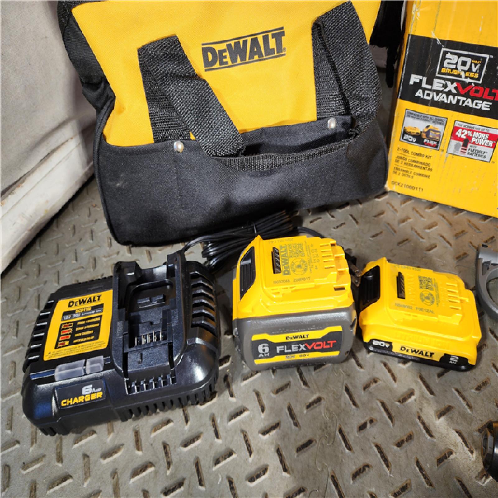 HOUSTON LOCATION - AS-IS (APPEARS LIKE NEW) 20V MAX Cordless Brushless Hammer Drill/Driver 2 Tool Combo Kit with FLEXVOLT ADVANTAGE