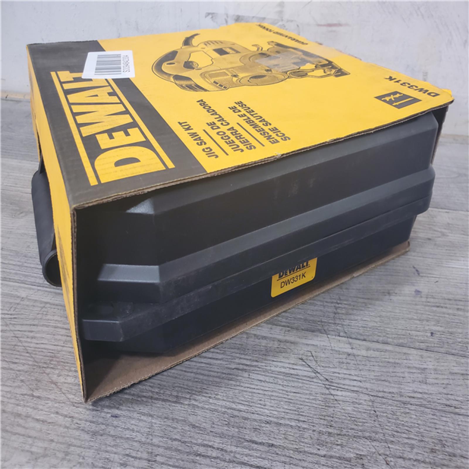 Phoenix Location NEW Dewalt 6.5 Amp Corded Variable Speed Jig Saw Kit with Kit Box DW331K