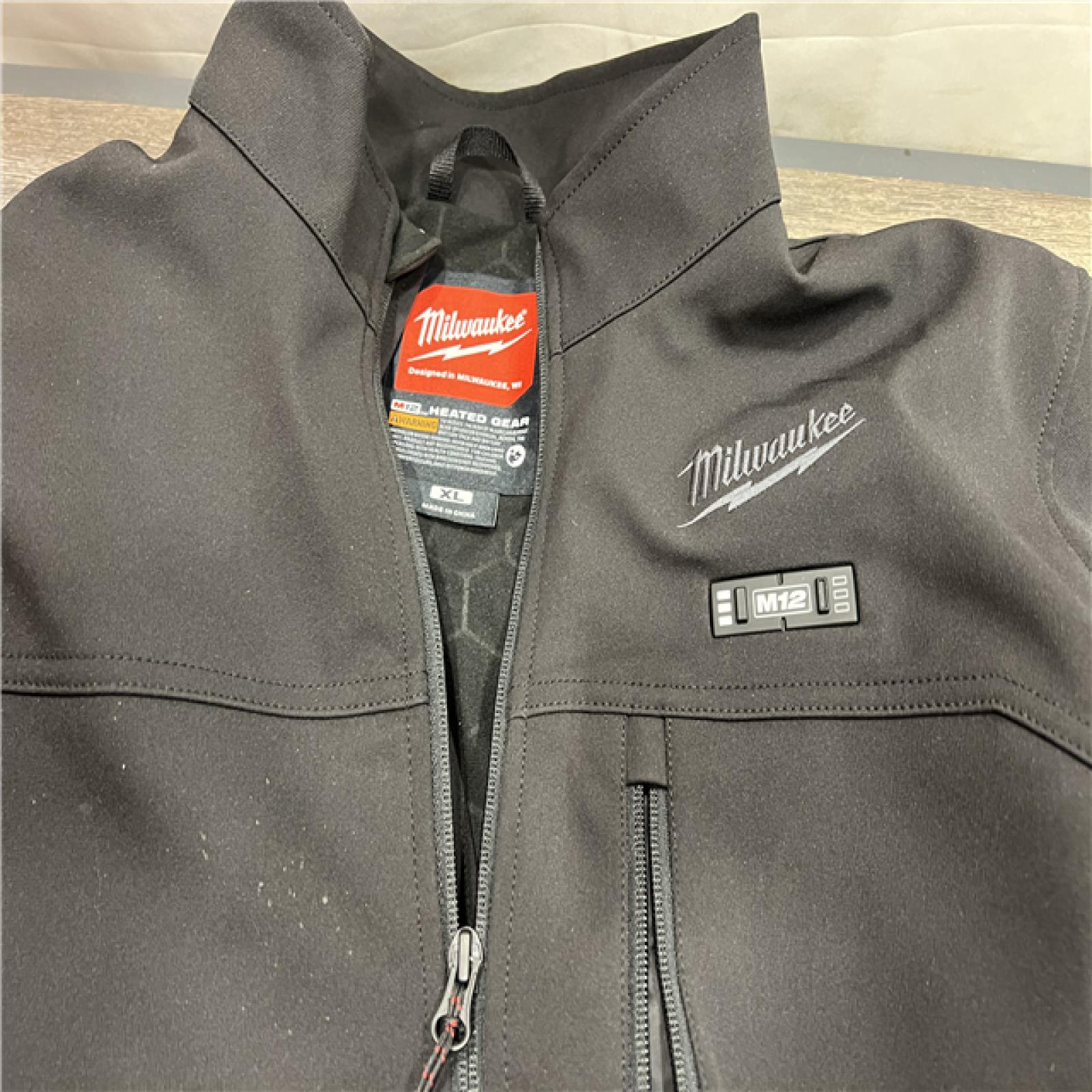 AS-IS Milwaukee Men's M12 Heated TOUGHSHELL Jacket