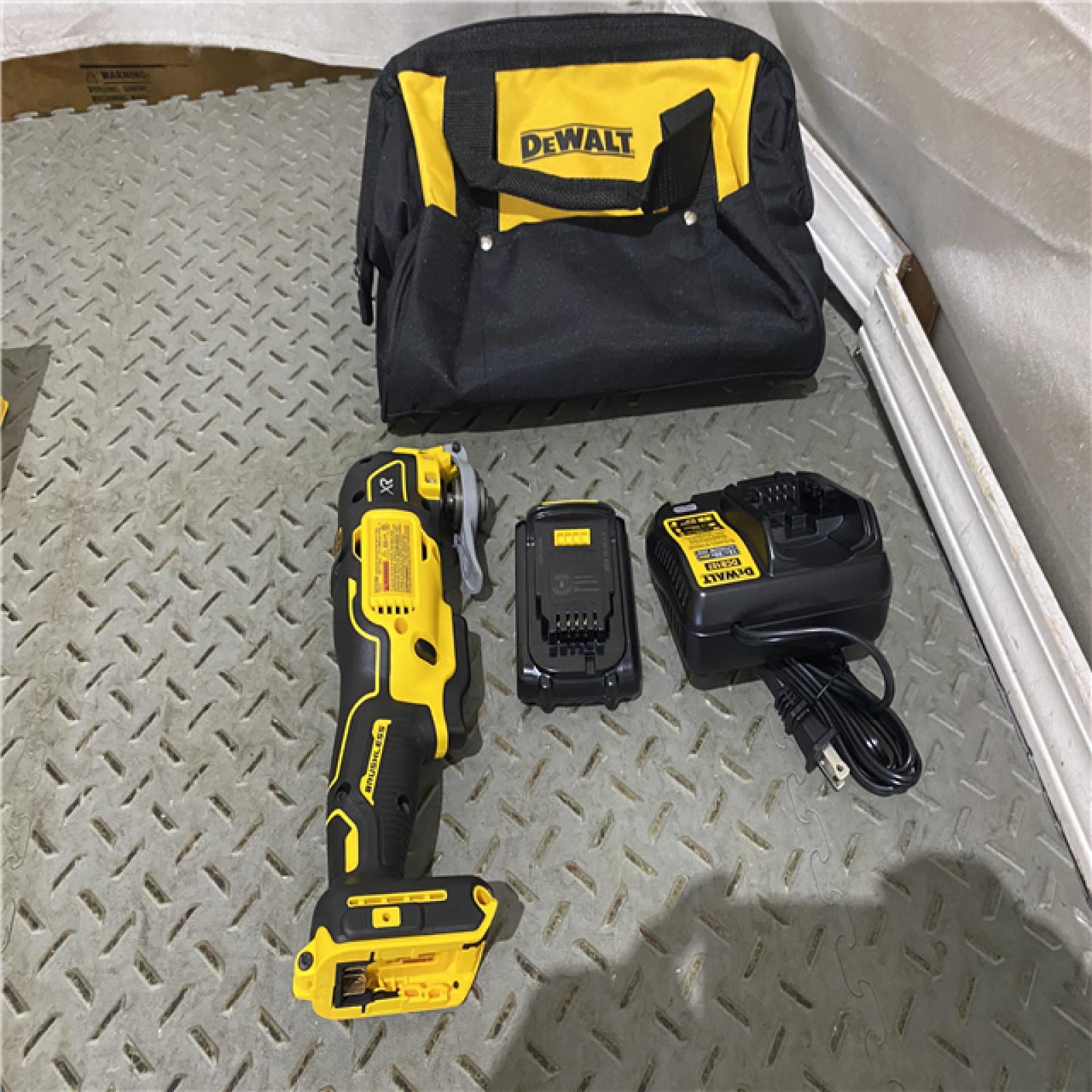 Houston location AS-IS DEWALT 20V MAX XR Cordless Brushless 3-Speed Oscillating Multi Tool with (1) 20V 1.5Ah Battery and Charger