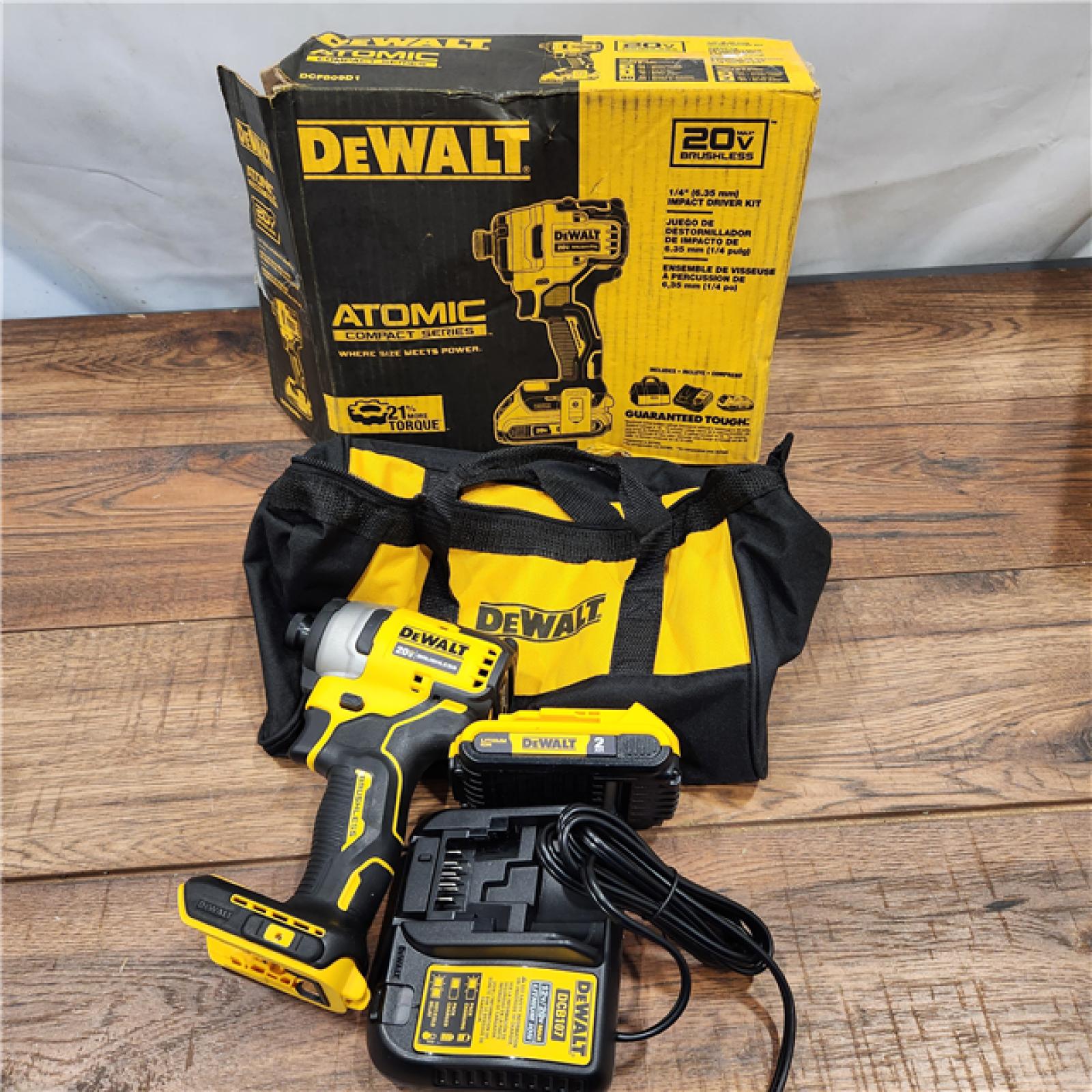 AS-IS DEWALT ATOMIC 20V MAX* Brushless Cordless Compact 1/4 in. Impact Driver Kit