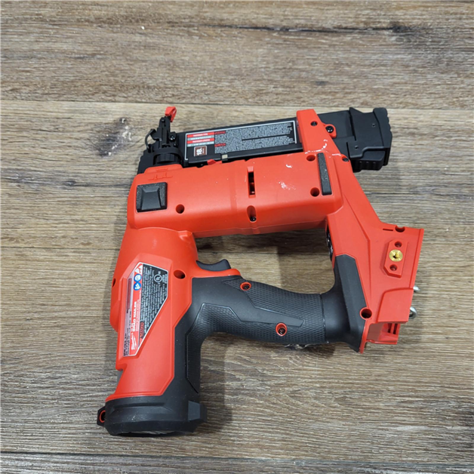 AS-IS Milwaukee M18 FUEL 18 Gauge Brad Nailer