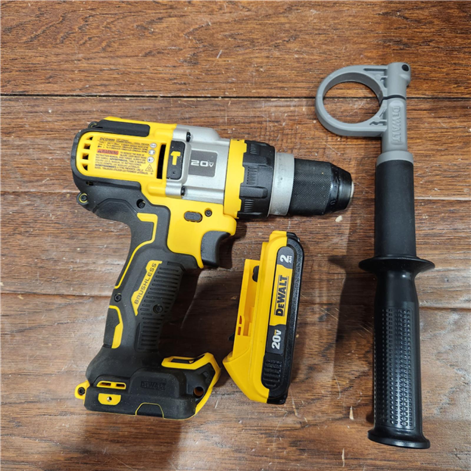 AS-IS Dewalt DCD999B 20V MAX Flexvolt 1/2  Cordless Hammer Drill Bare Tool