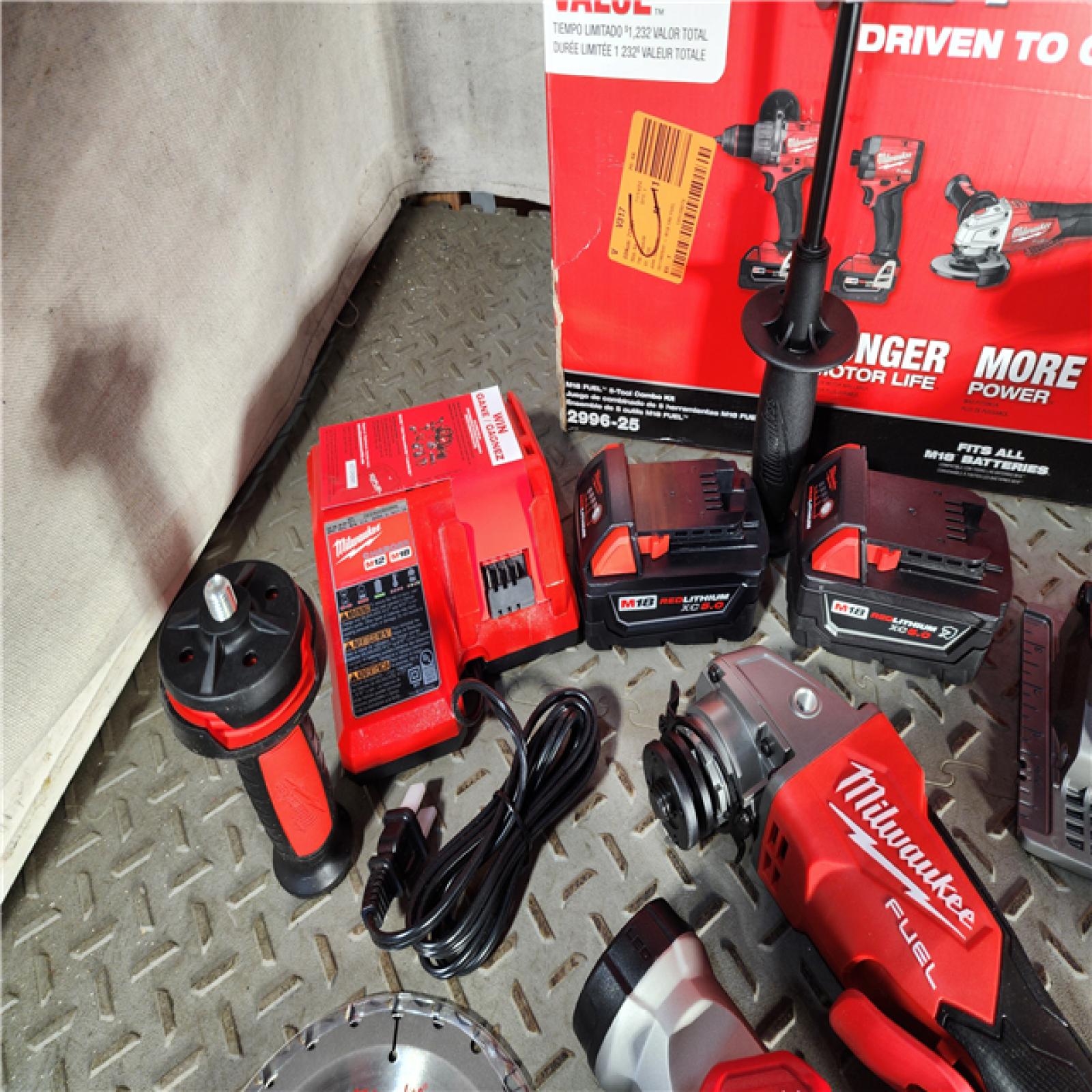 HOUSTON LOCATION - AS-IS (APPEARS LIKE NEW) M18 FUEL 5-TOOL COMBO KIT (2 BATTERIES & CHARGER)