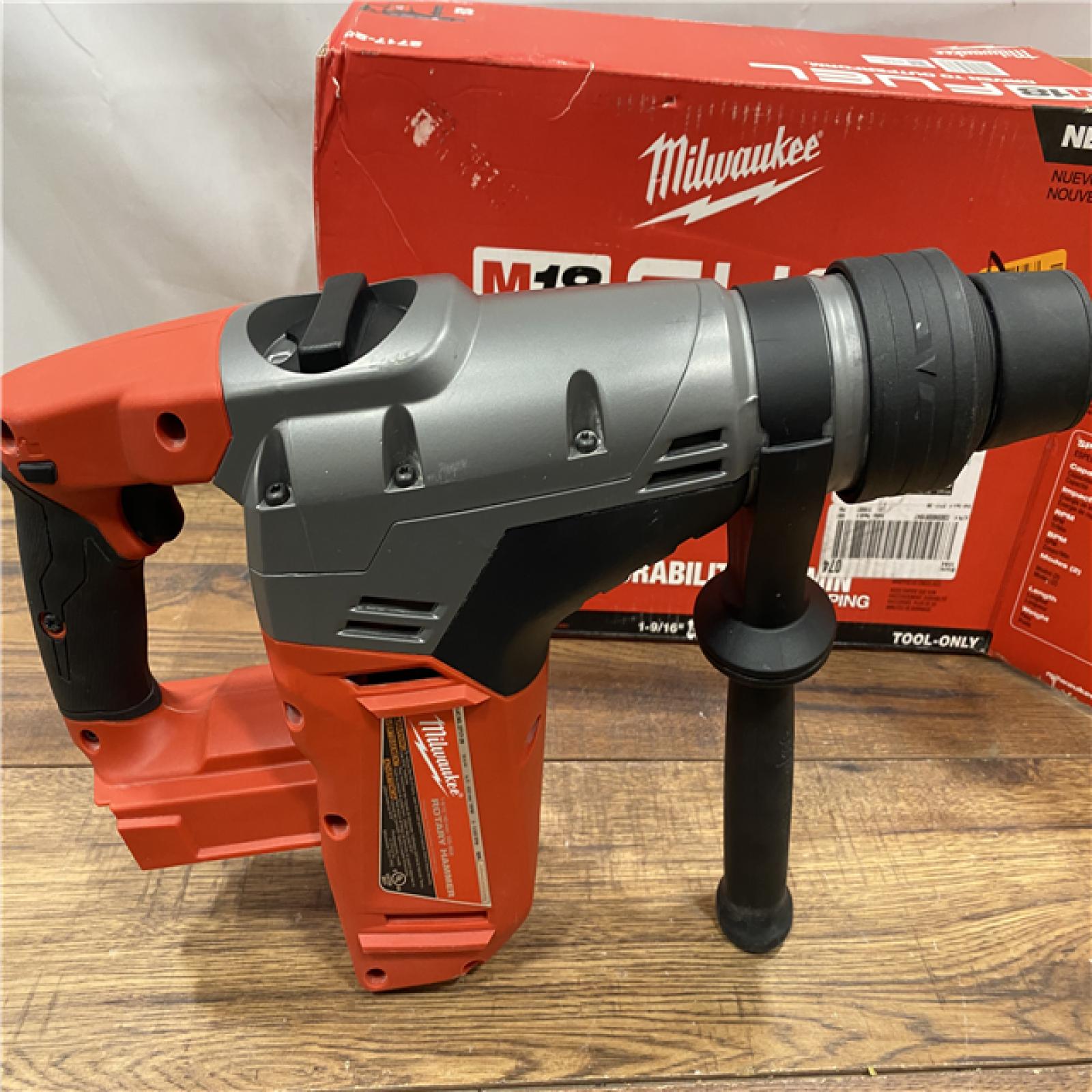 AS IS M18 FUEL 18V Lithium-Ion Brushless Cordless 1-9/16 in. SDS-Max Rotary Hammer (Tool-Only)