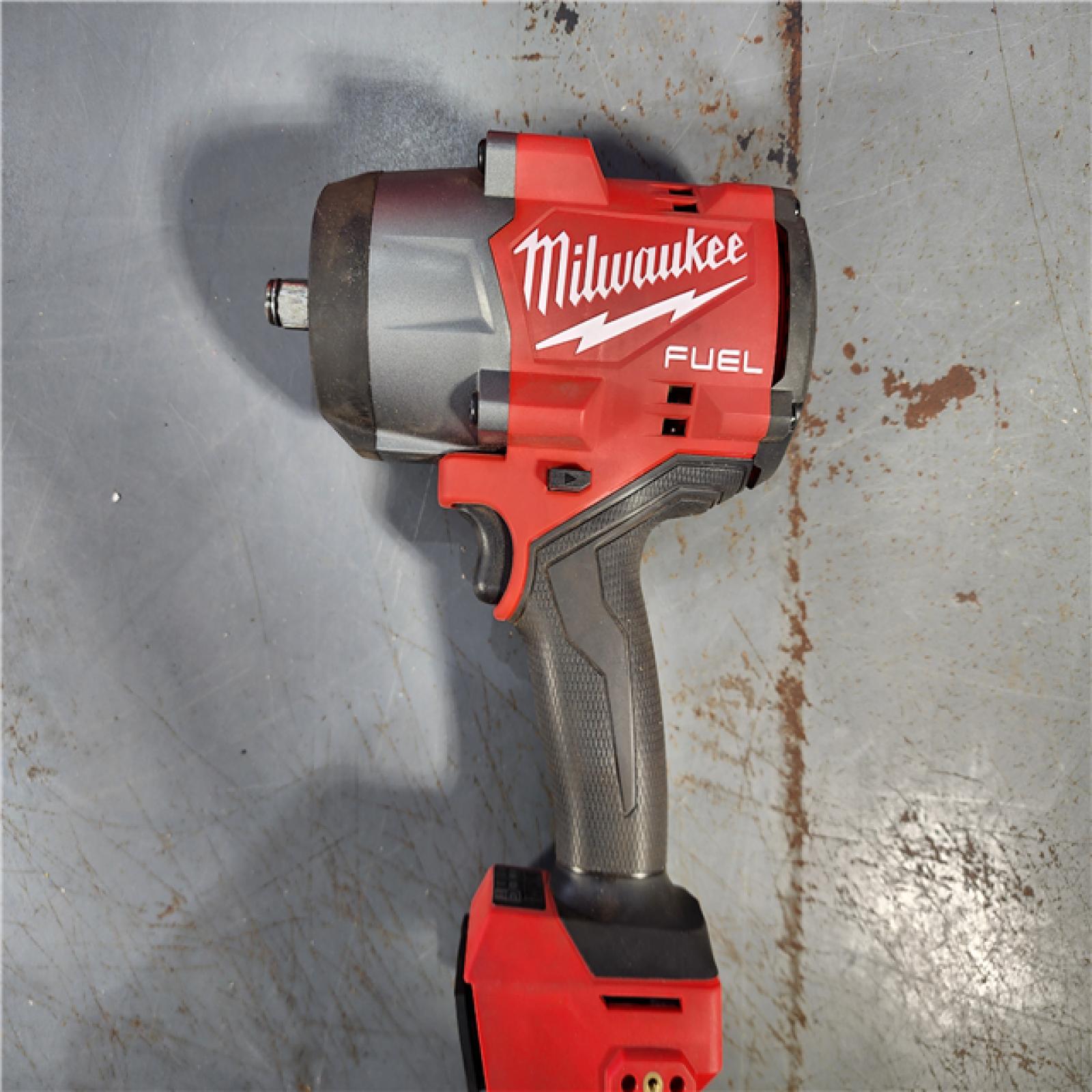 HOUSTON LOCATION - AS-IS Milwaukee M18 1/2 in. Cordless Brushless High Torque Impact Wrench Kit (Battery & Charger)