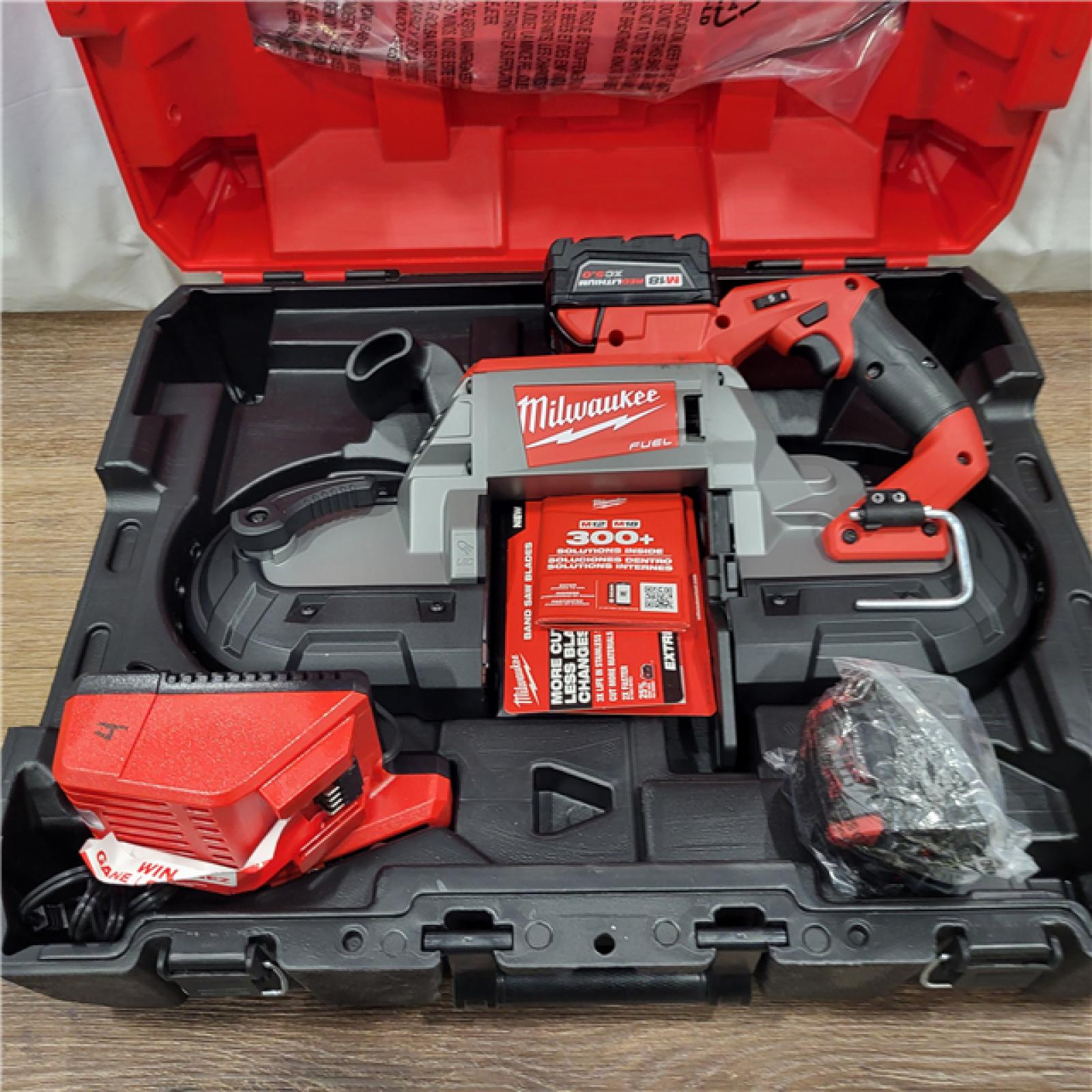 AS-IS Milwaukee 2729-22 - M18 Fuel 18V 5.0Ah Li-Ion Cordless Brushless Band Saw Kit