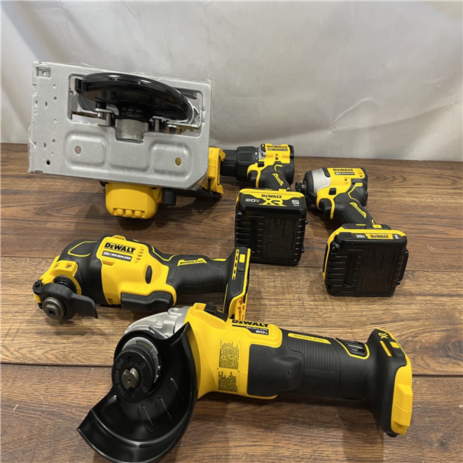 AS IS Dewalt 20-Volt MAX ToughSystem Lithium-Ion 6-Tool Cordless Combo Kit