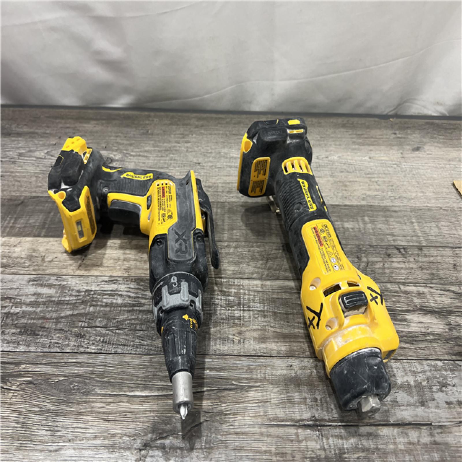 AS-IS DEWALT20V MAX XR Lithium-Ion Brushless Cordless 2-Tool Combo Kit