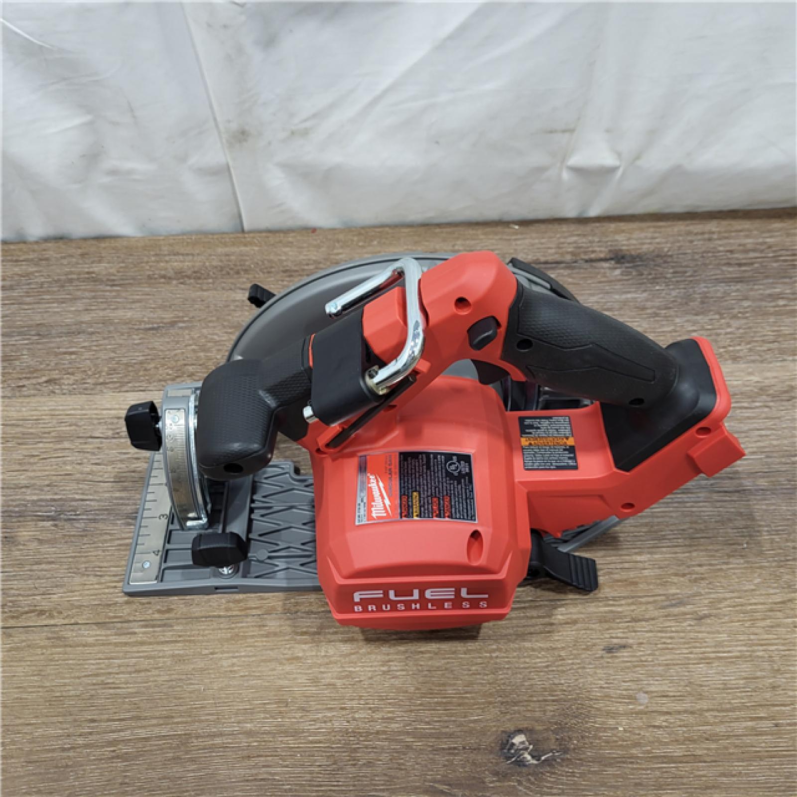 AS-IS Milwaukee M18 FUEL 7-1/4 Circular Saw