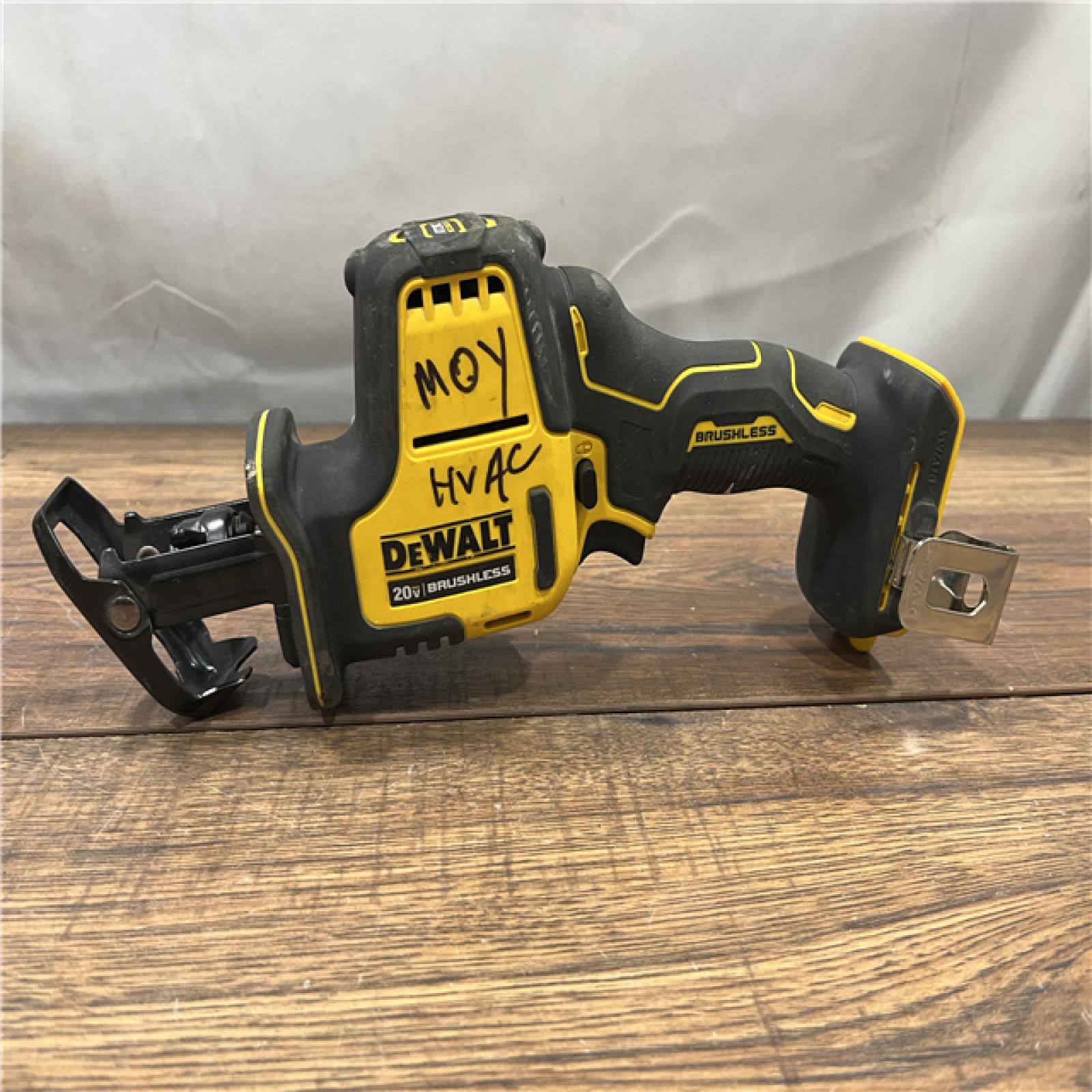 AS-IS Dewalt DCS369B ATOMIC 20V MAX Cordless One-Handed Reciprocating Saw (Tool Only)