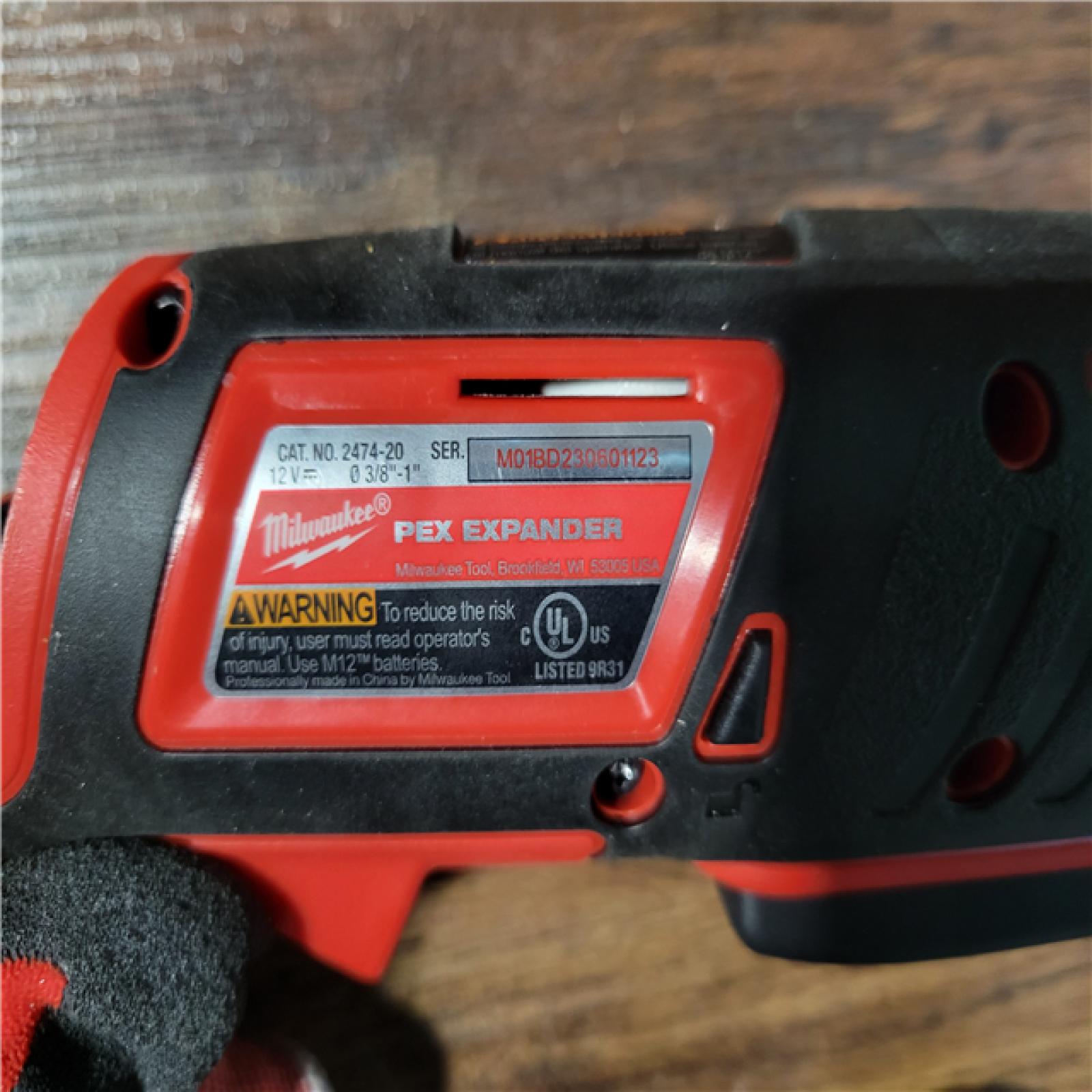 CALIFORNIA NEW MILWAUKEE M12 PEX EXPANDER KIT(BATTERIES AND CHARGER INCLUDED)