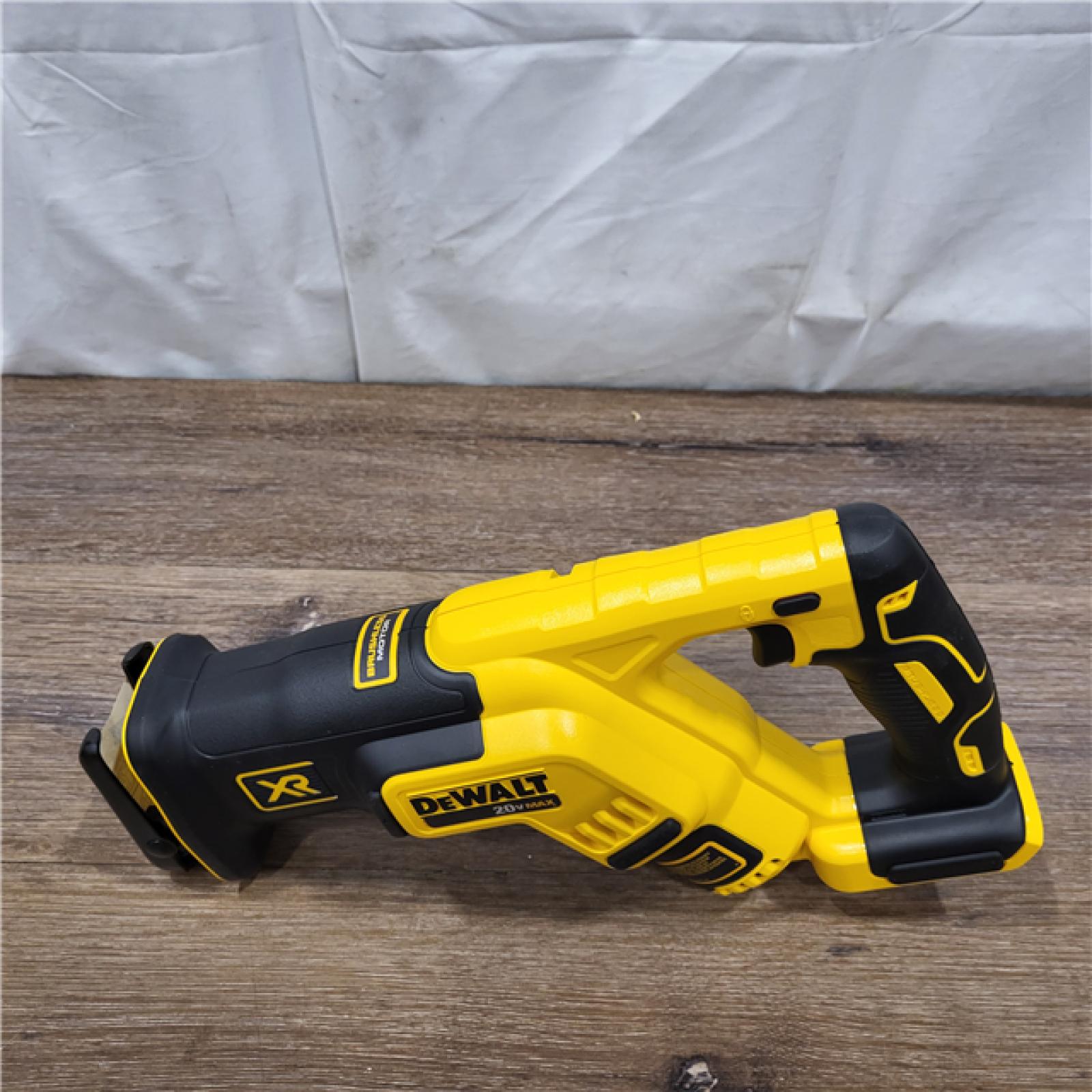 AS-IS 20-Volt MAX XR Lithium-Ion Cordless Brushless Compact Reciprocating Saw (Tool-Only)