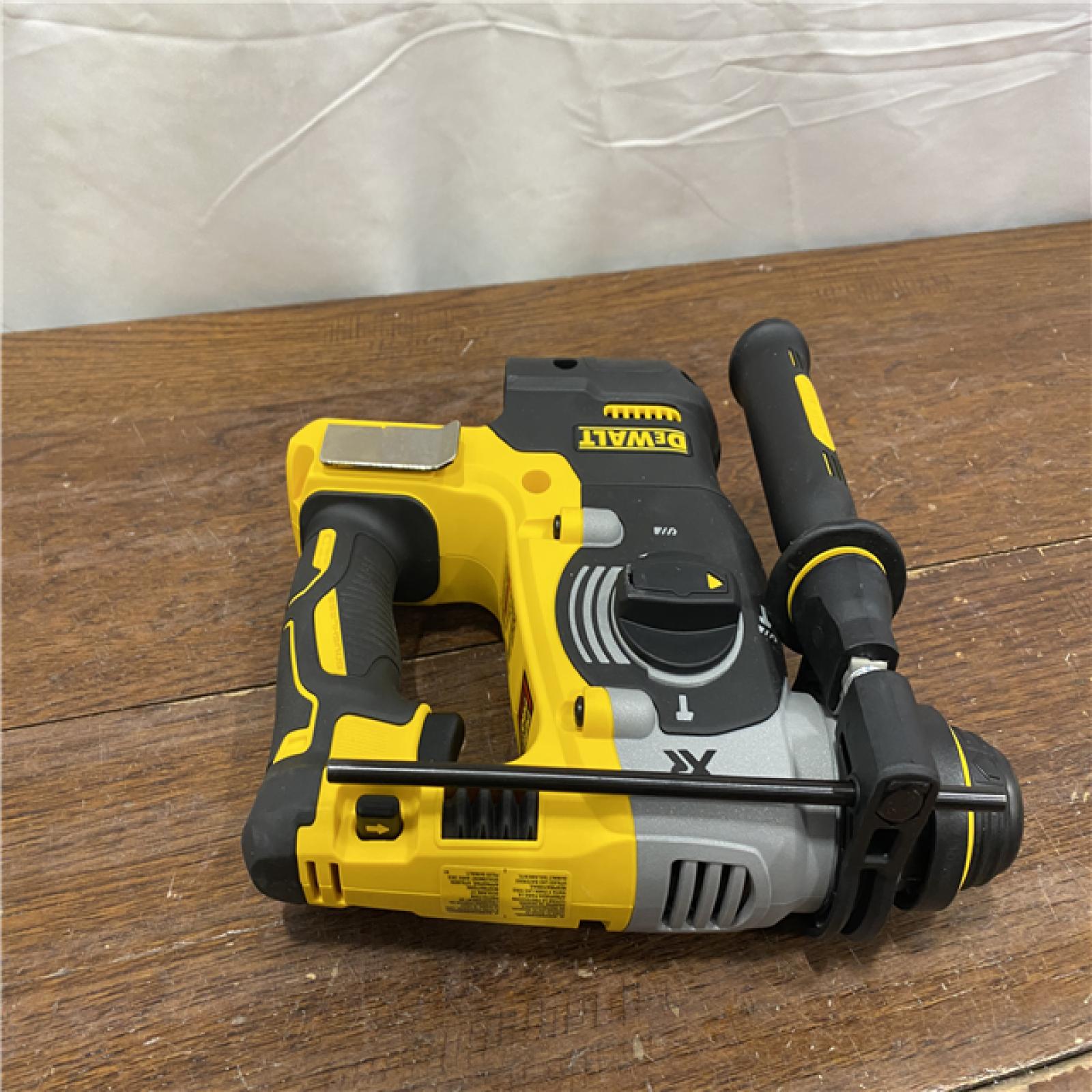 AS-ISDewalt | SDS 20-V Cordless Rotary Hammer