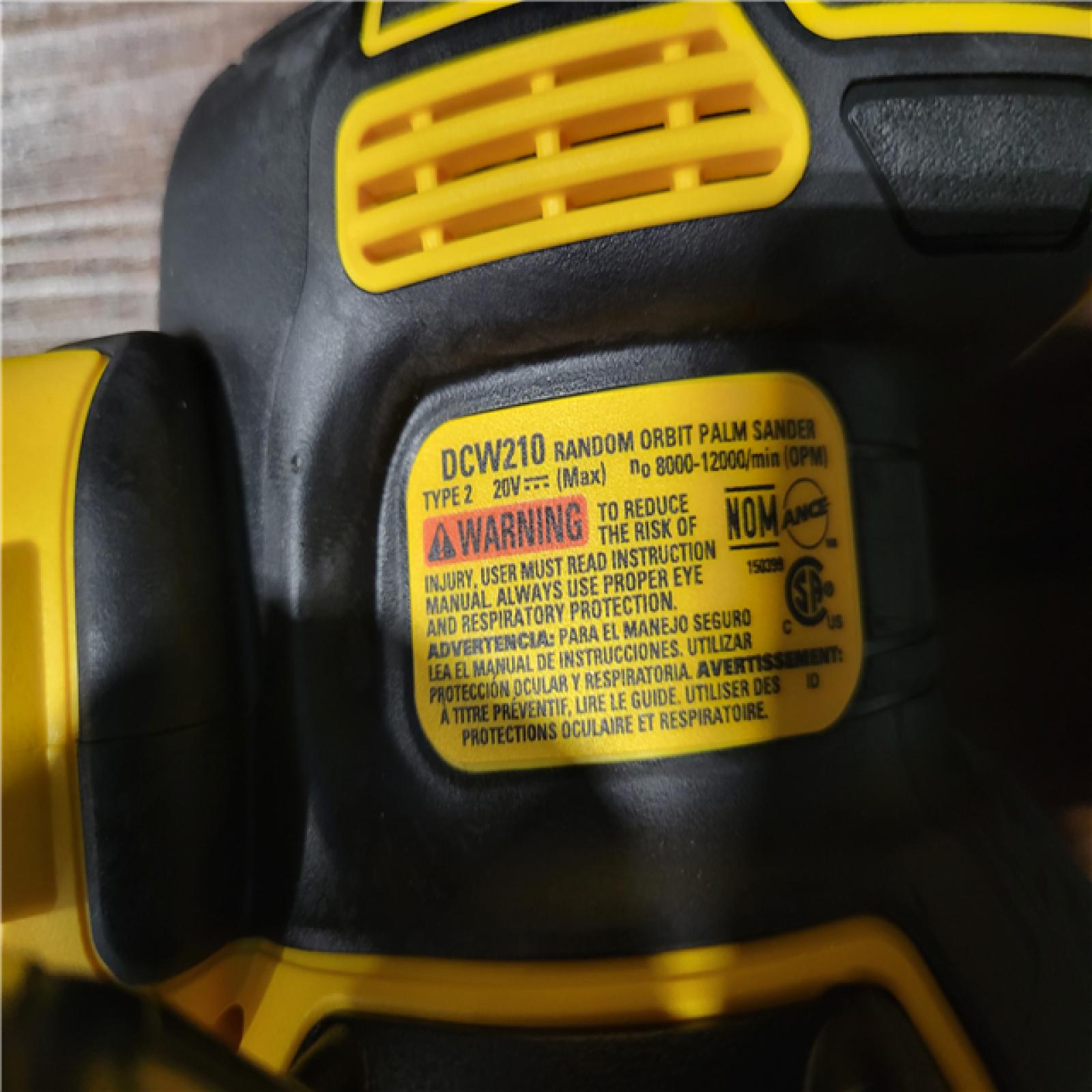 CALIFORNIA NEW DEWALT BRUSHLESS 6-TOOL COMBO KIT WITH TOUGHSYSTEM 2.0 (2 BATTERIES AND CHARGER INCLUDED)