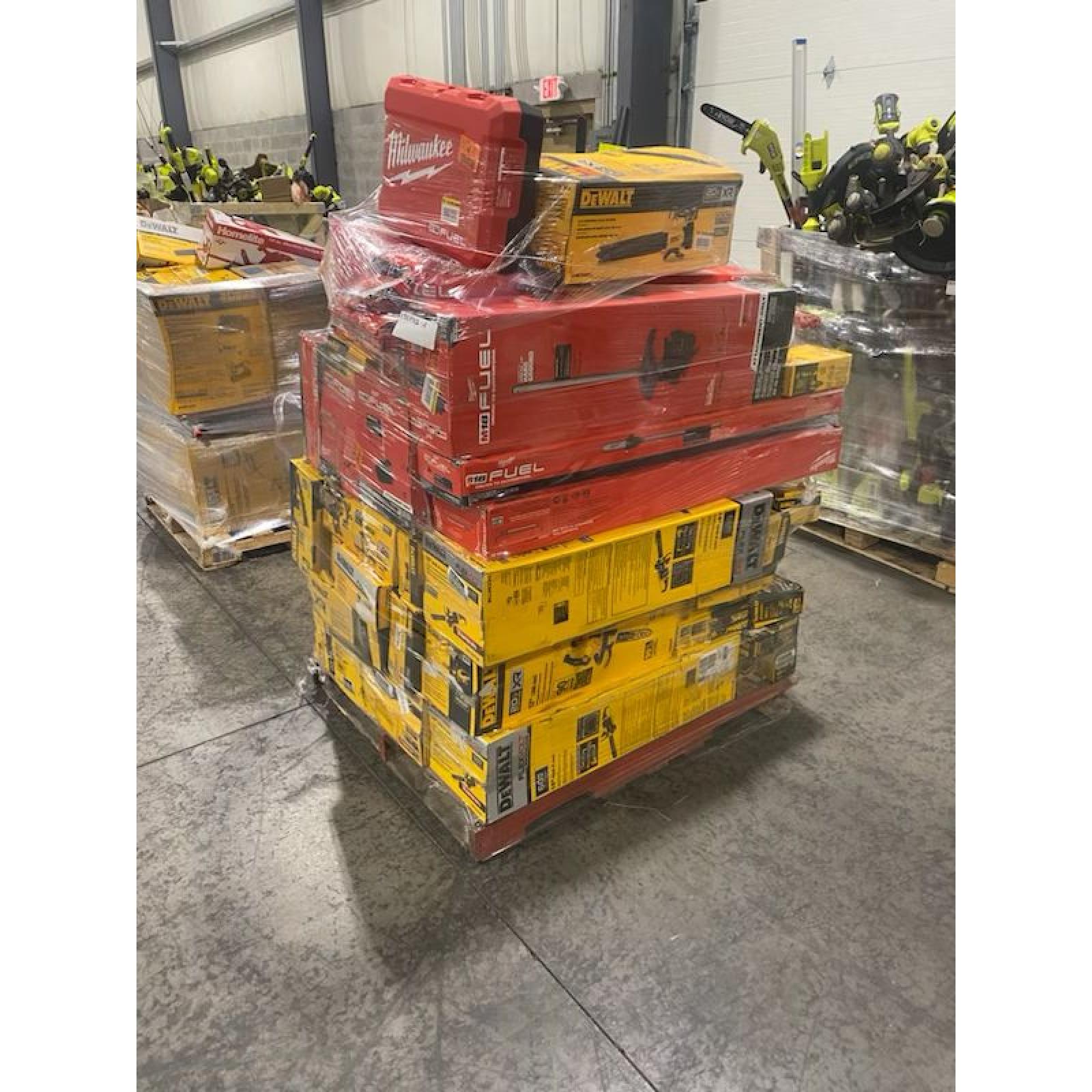 Pittston Location As-Is Power Tools Partial Truckload (6 pallets) 1359712-A