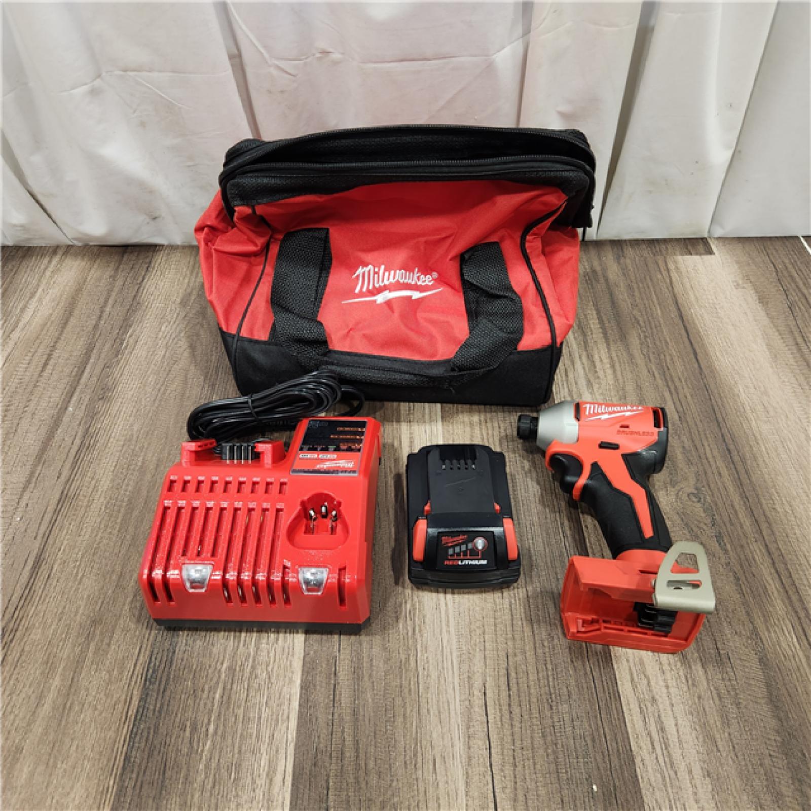 AS IS Milwaukee M18 Compact Brushless 1/4  Hex Impact Driver Kit