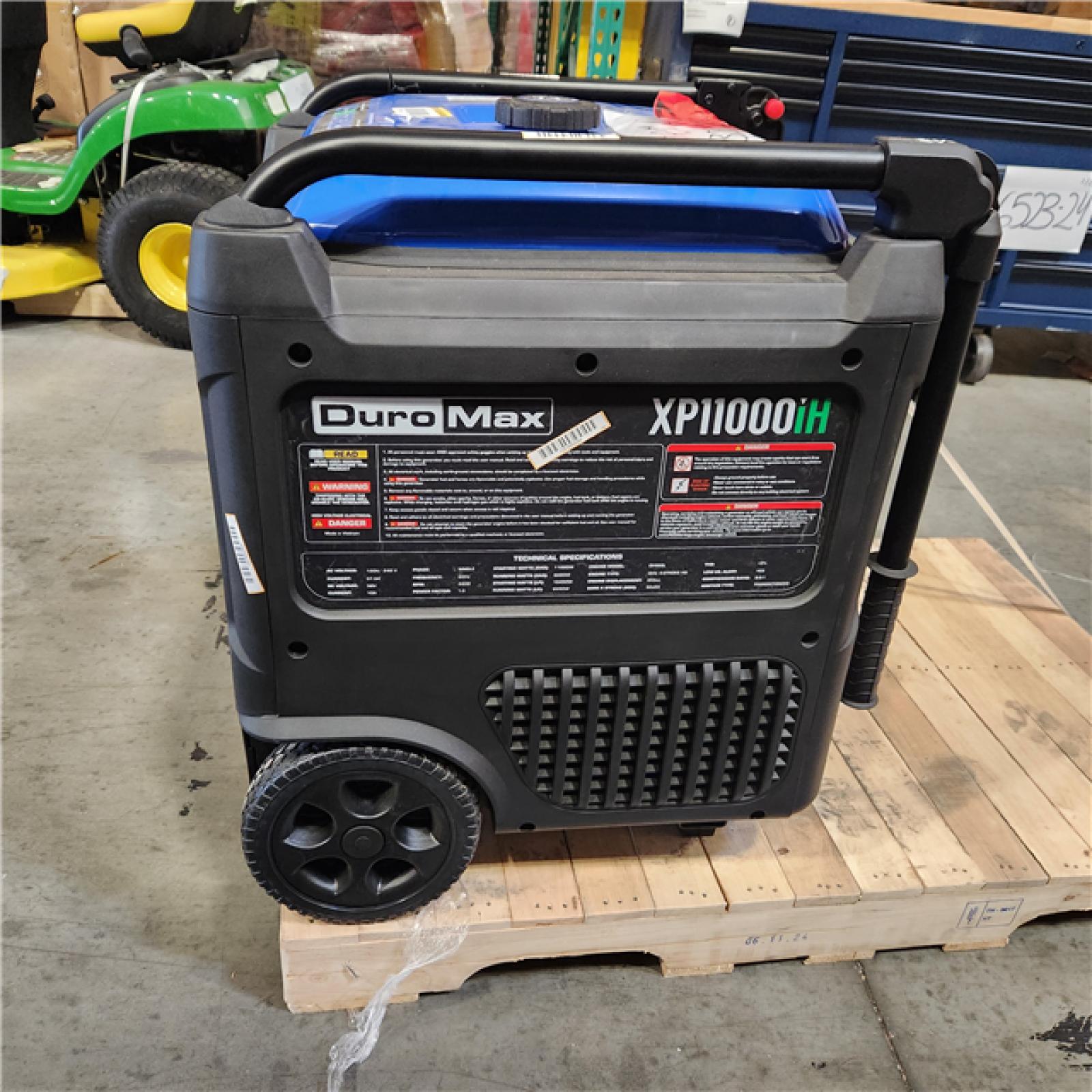 Dallas Location - As-Is DUROMAX 11,000 Watt Portable Inverter Generator