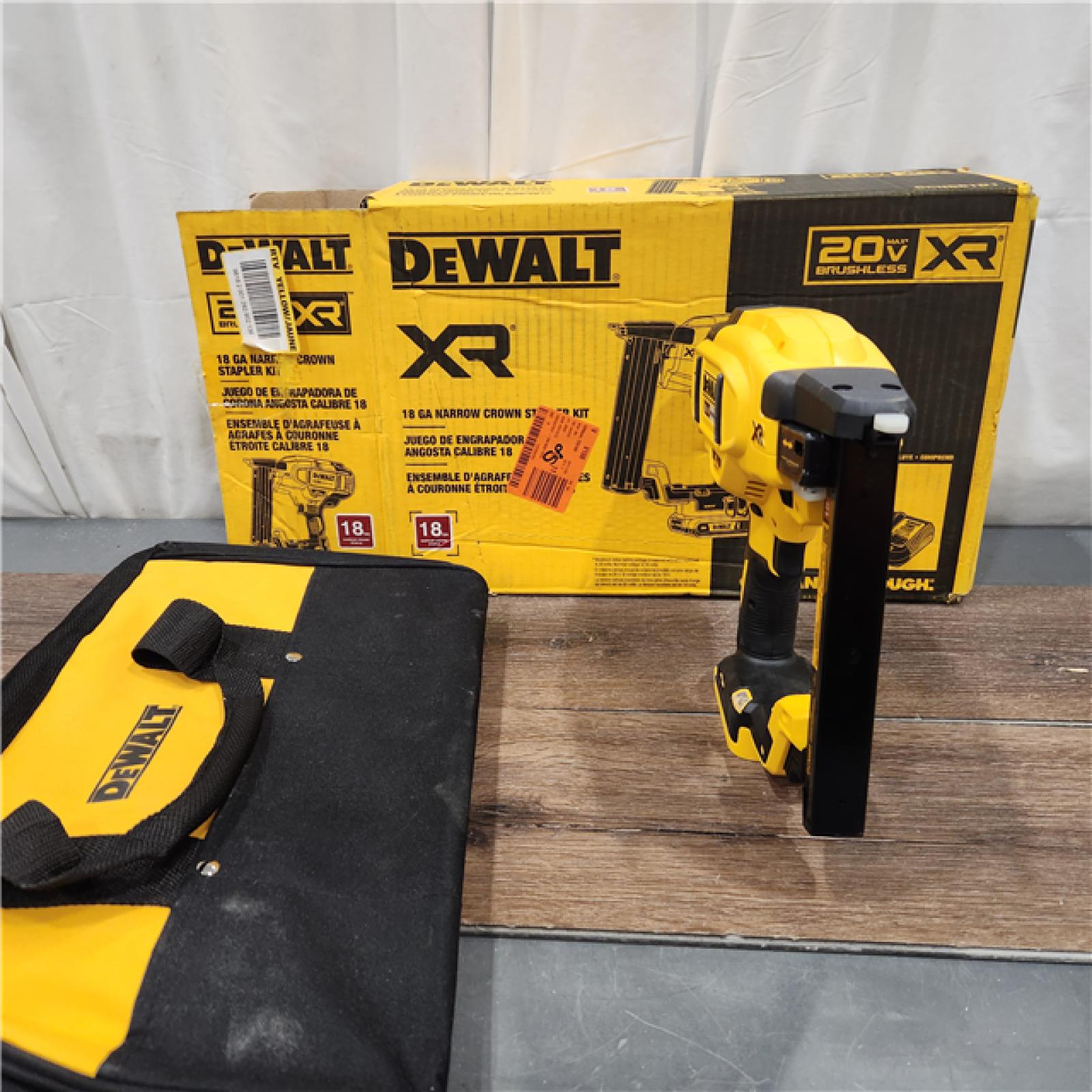 In Box DEWALT DCN681D1 20V 18Ga Stapler Kit