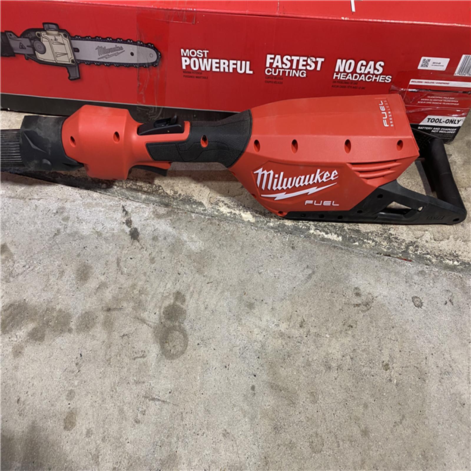 HOUSTON LOCATION - AS-IS Milwaukee M18 FUEL Telescoping Pole Saw