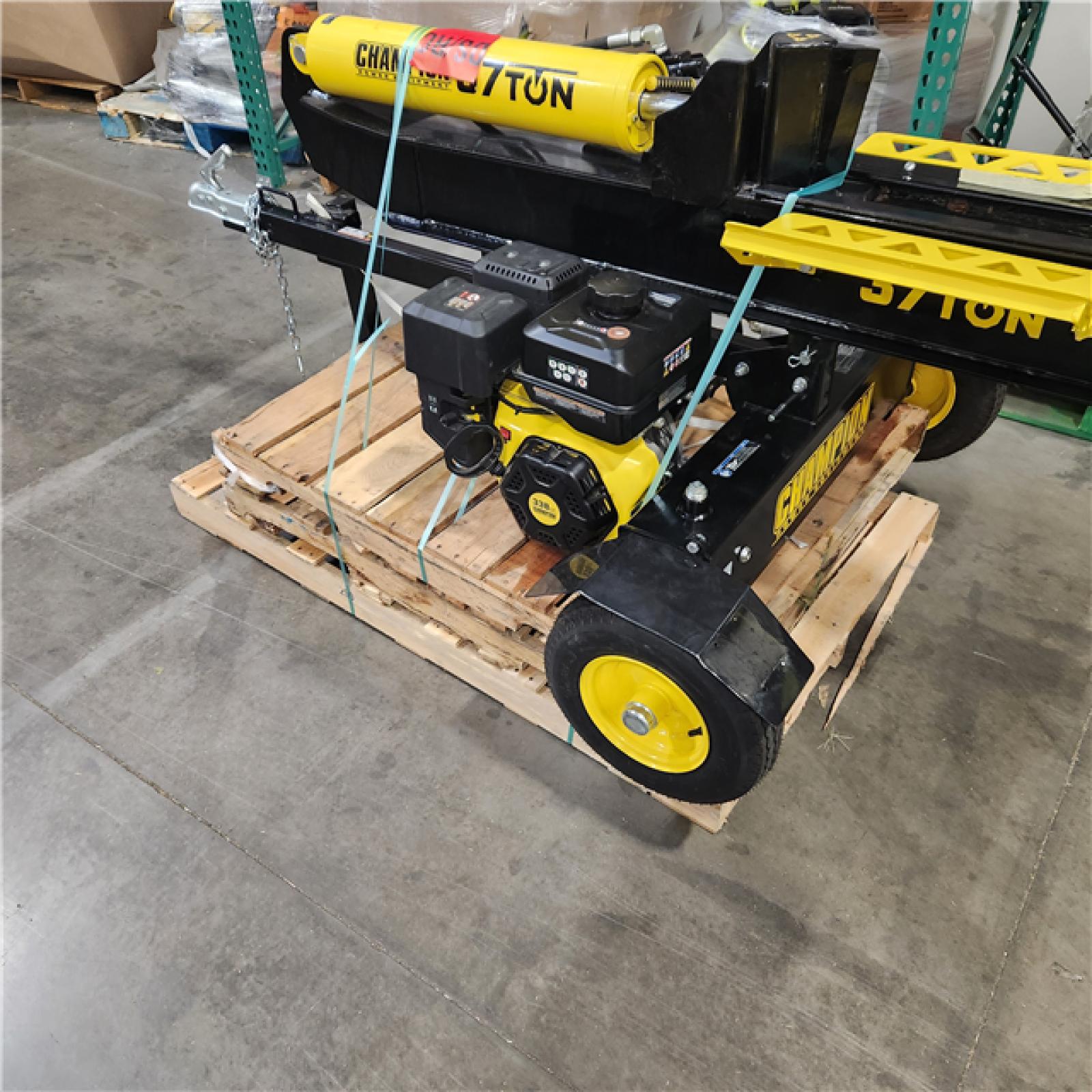 Dallas Location - As-Is Champion Power Equipment 37-Ton Gas Log Splitter