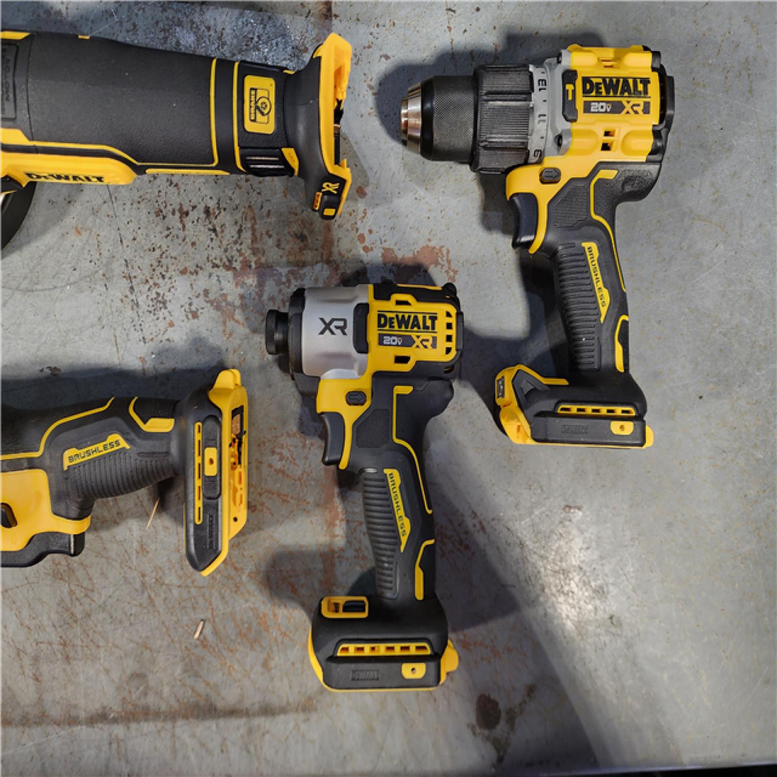 HOUSTON LOCATION - AS-IS DEWALT 20V 6-TOOL COMBO KIT