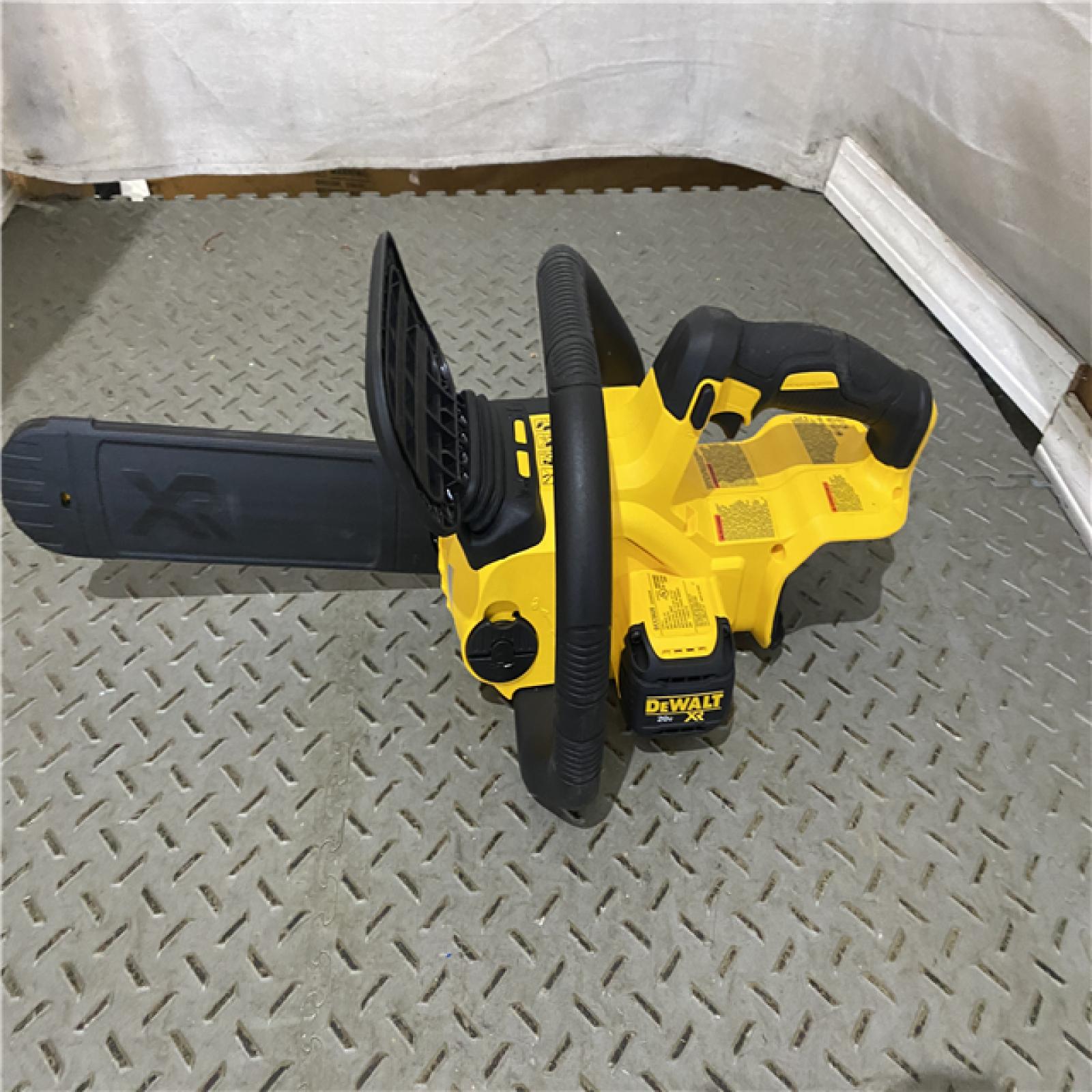 Houston location AS-IS Dewalt 7605686 12 in. 20V Battery Powered Chainsaw