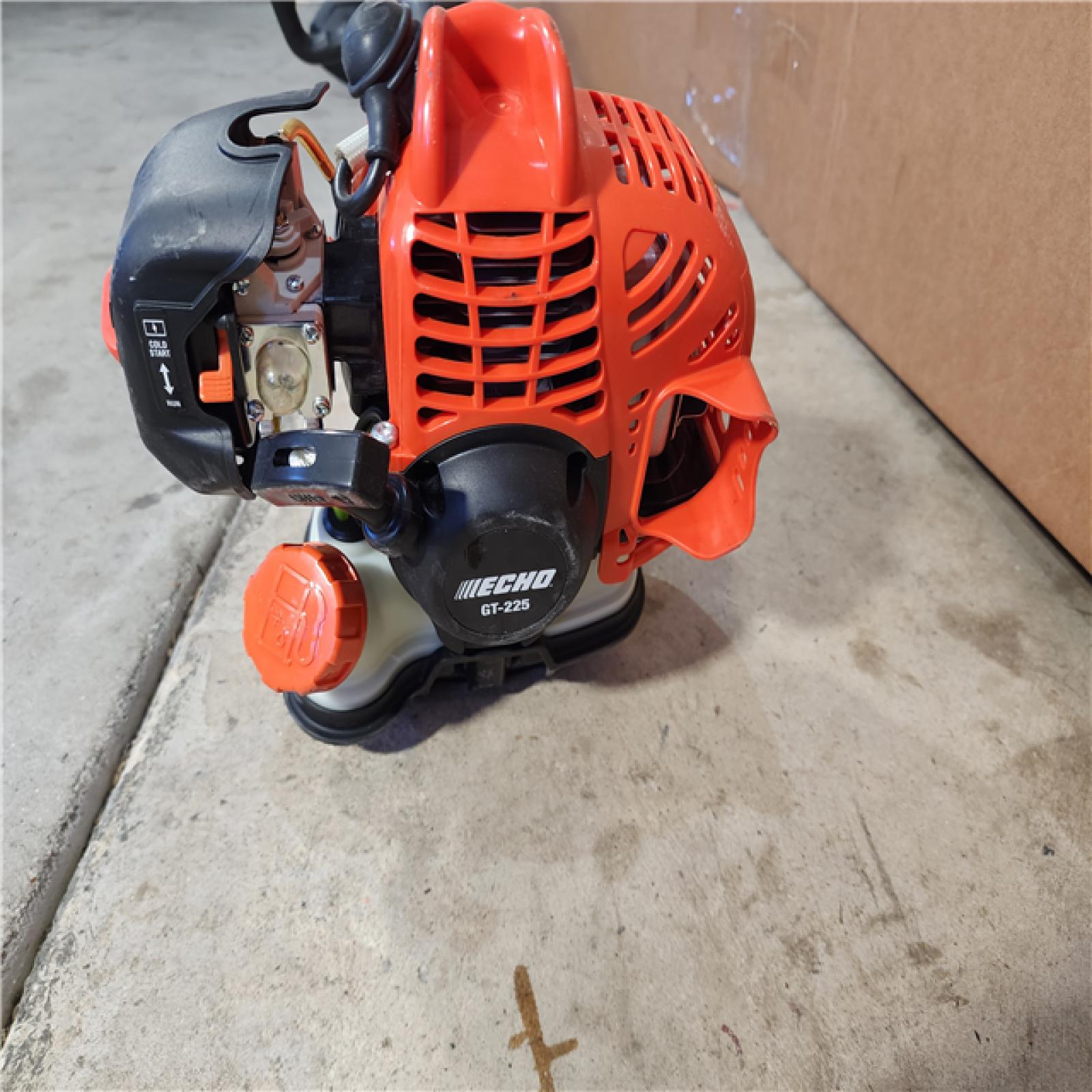 HOUSTON LOCATION - AS-IS Echo GT-225 21.2cc 2 Stroke Lightweight Durable Gas Curved Shaft String Trimmer