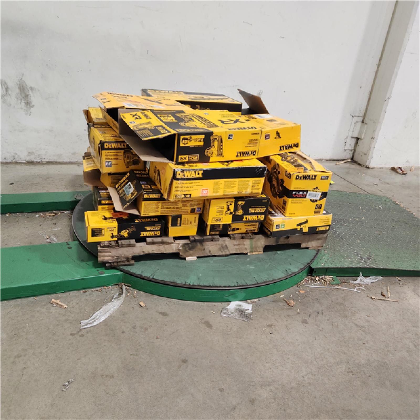 Dallas Location - As-Is DEWALT Tool Pallet