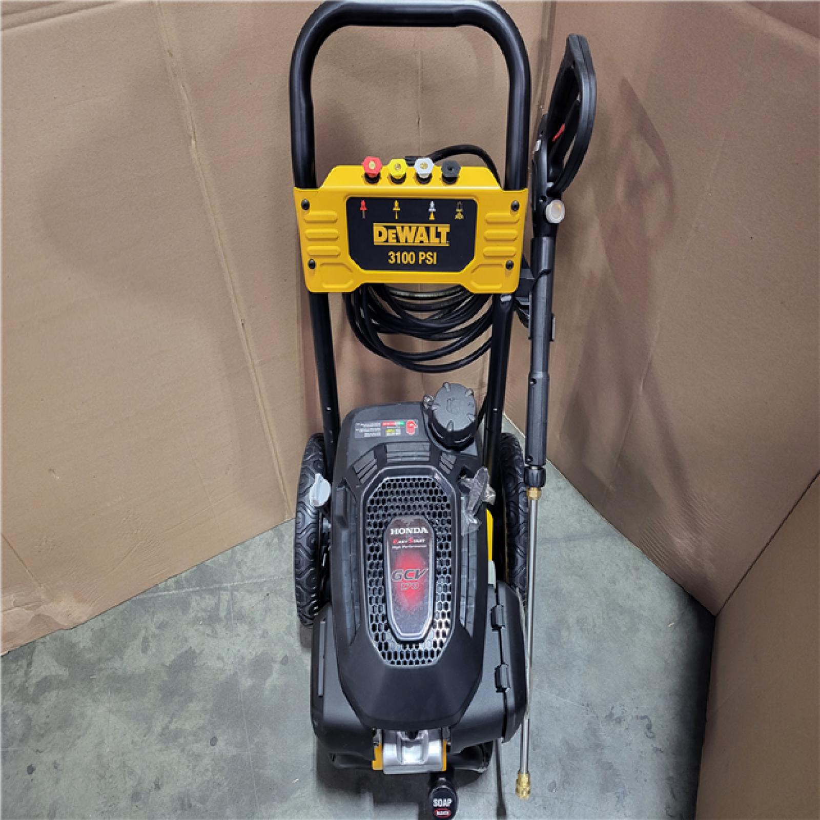 CALIFORNIA AS-IS DEWALT HIGH PERFORMANCE EASY START HONDA GVC 170 3100 PSI GAS PRESSURE WASHER