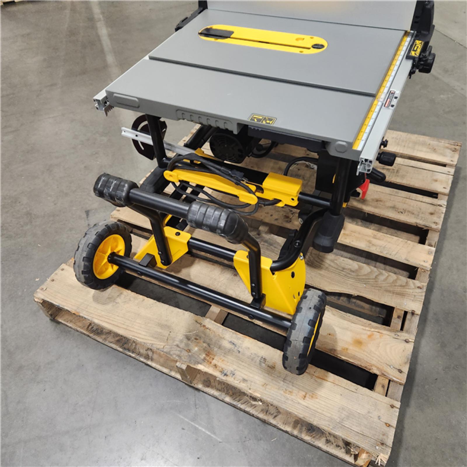 DALLAS LOCATION - AS-IS DEWALT 15 Amp Corded 10 in. Job Site Table Saw with Rolling Stand