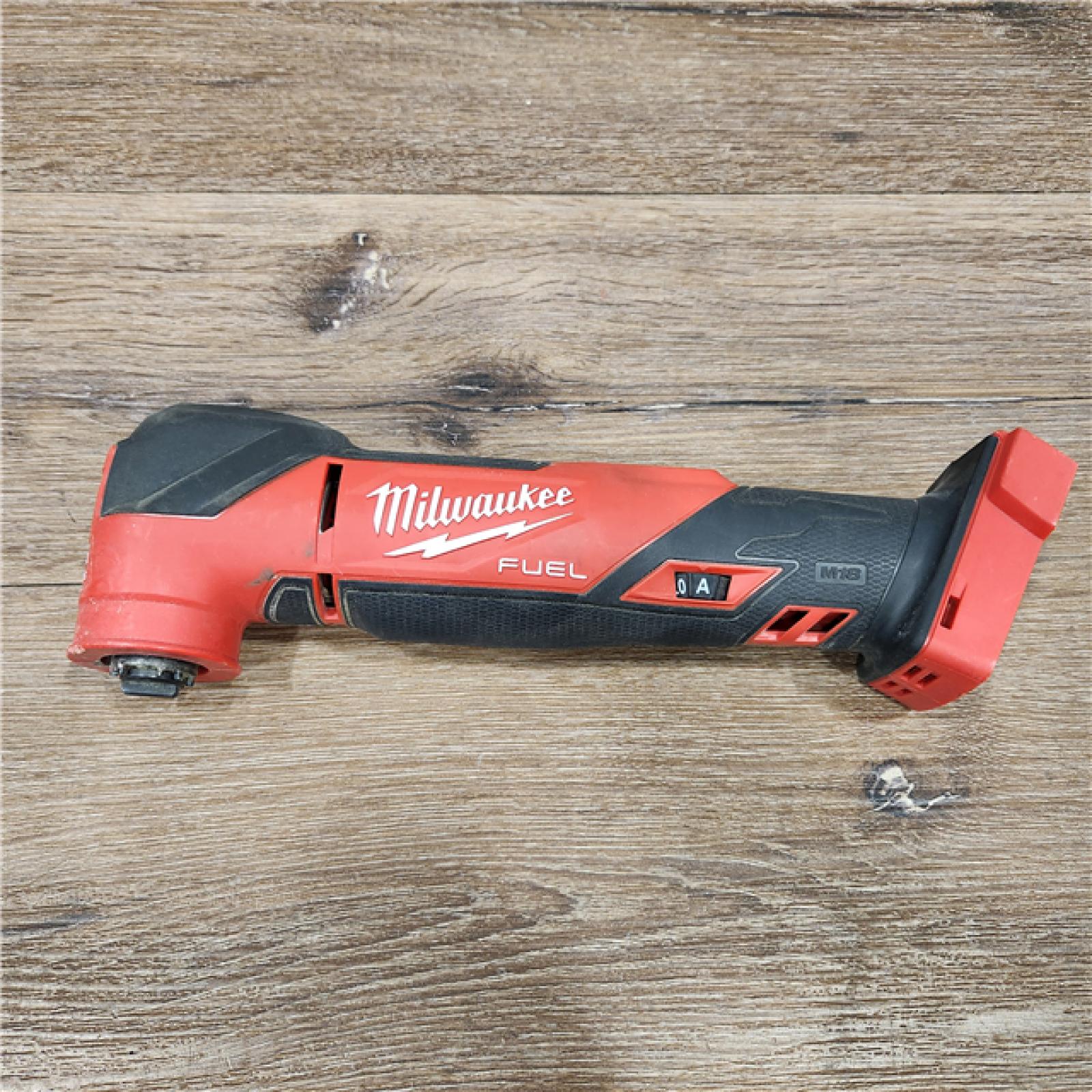 AS-IS M18 FUEL 18V Lithium-Ion Cordless Brushless Oscillating Multi-Tool (Tool-Only)