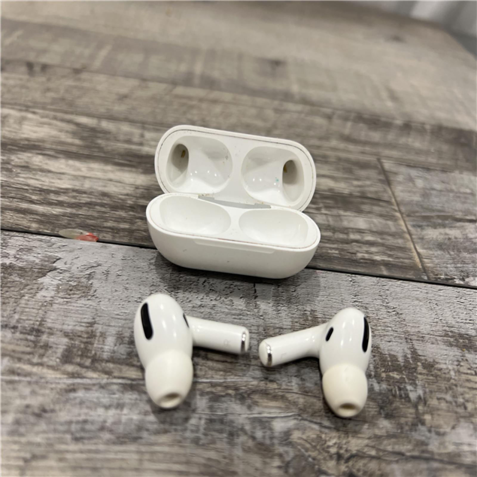 AS-IS Apple - AirPods Pro (1st generation) with Magsafe Charging Case - White