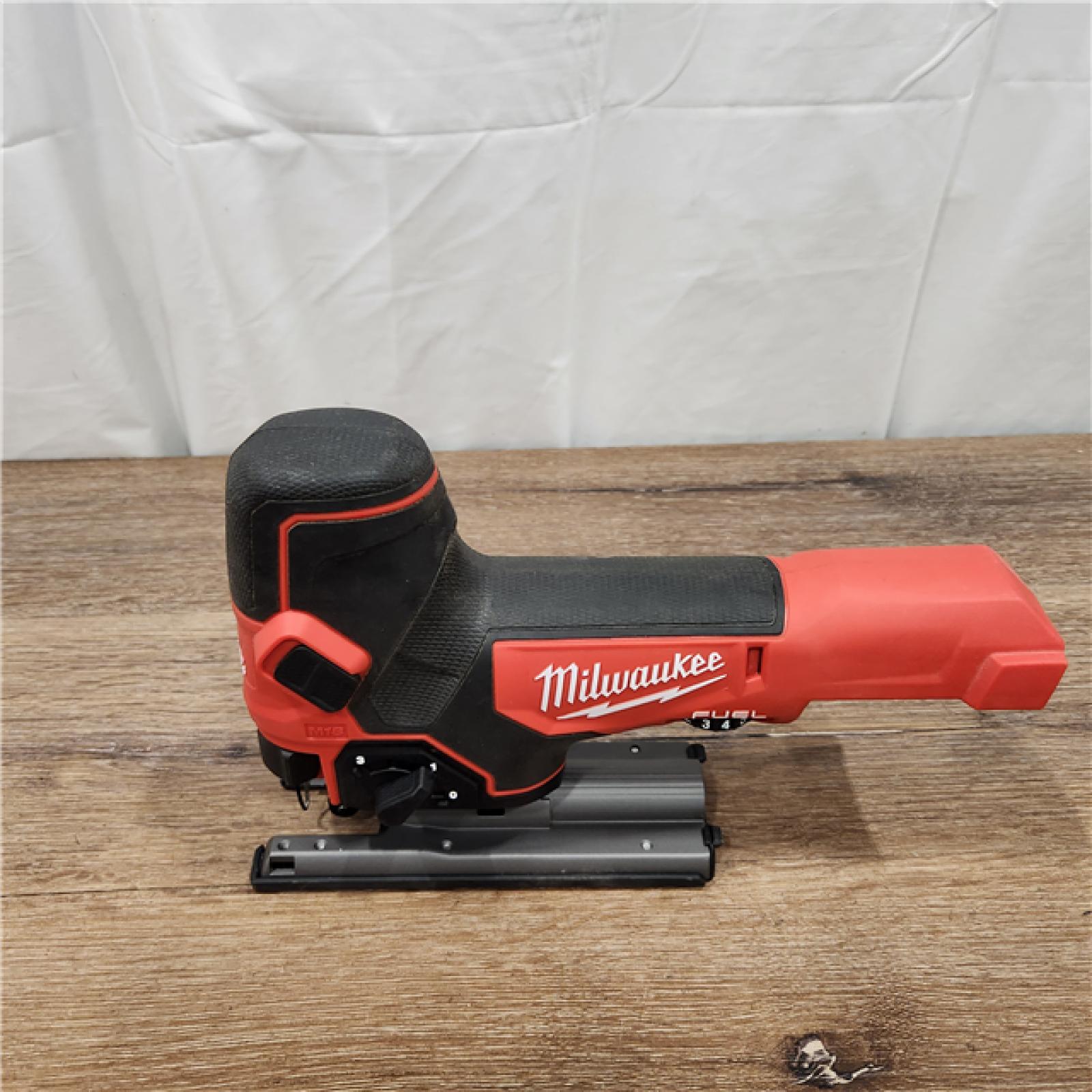 AS-IS Milwaukee M18 FUEL Cordless Barrel Grip Jig Saw Tool Only