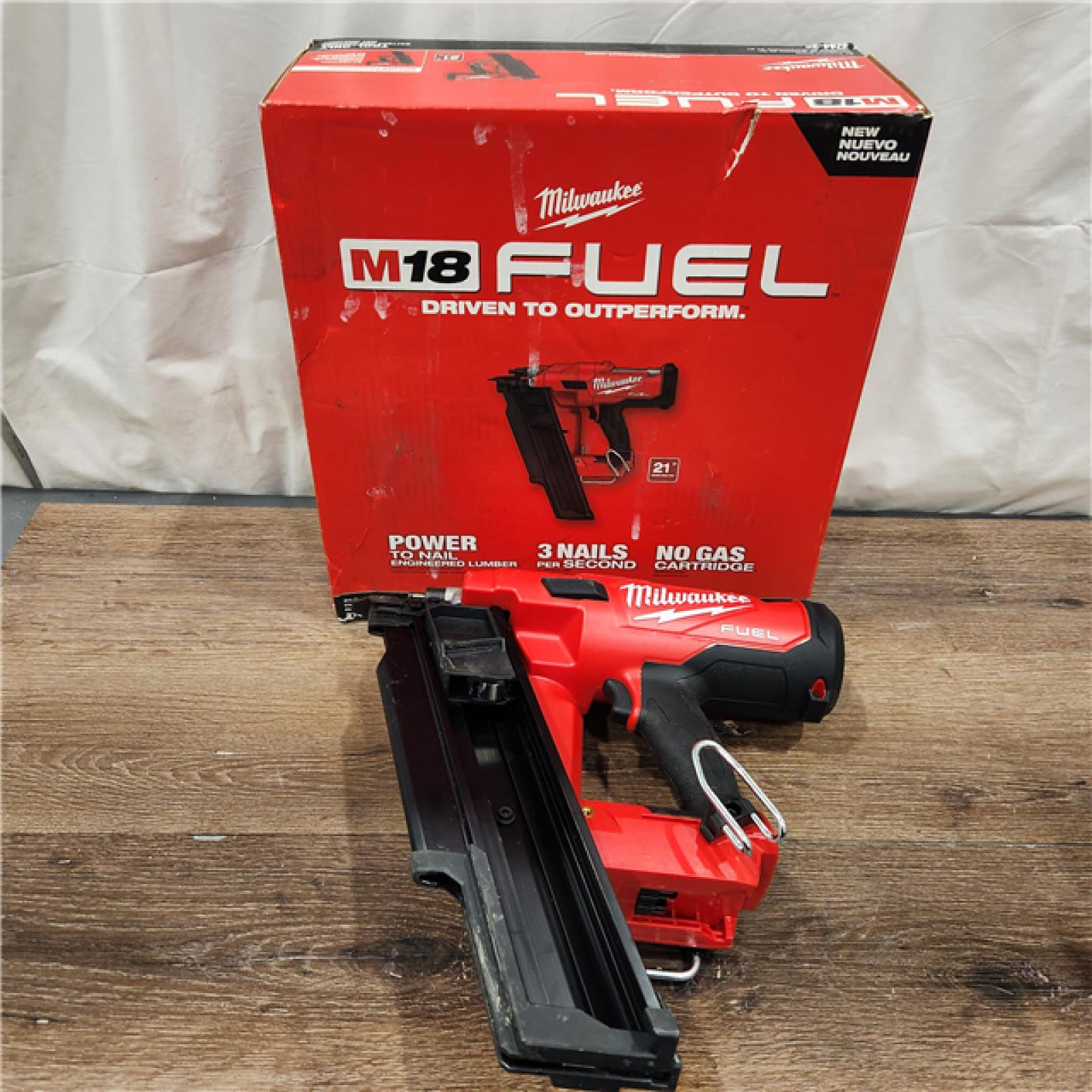 AS-IS Milwaukee 2744-20 M18 FUEL 21-Degree Cordless Framing Nailer (Tool Only)