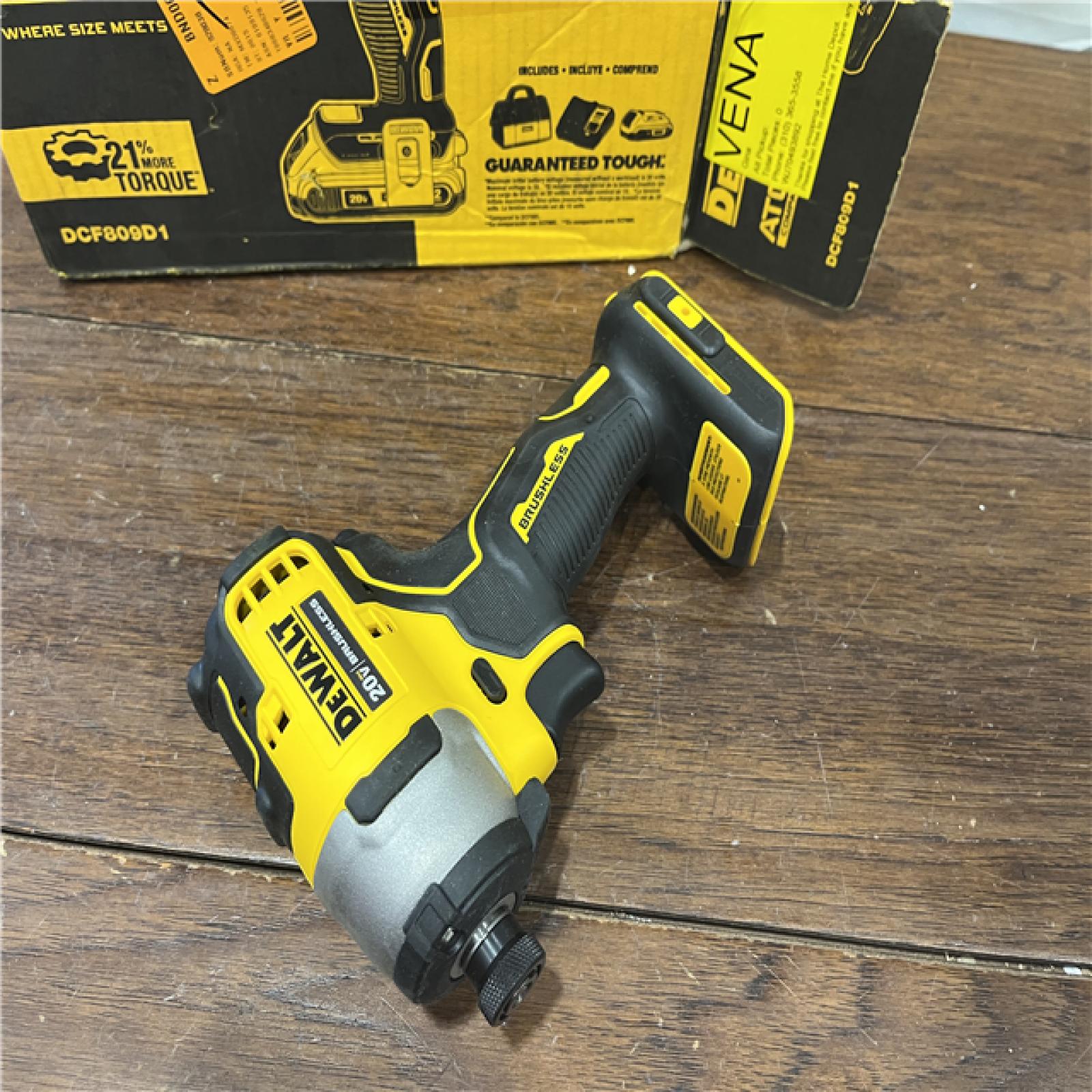 AS-ISDEWALT ATOMIC 20V MAX* Brushless Cordless Compact 1/4 in. Impact Driver Kit