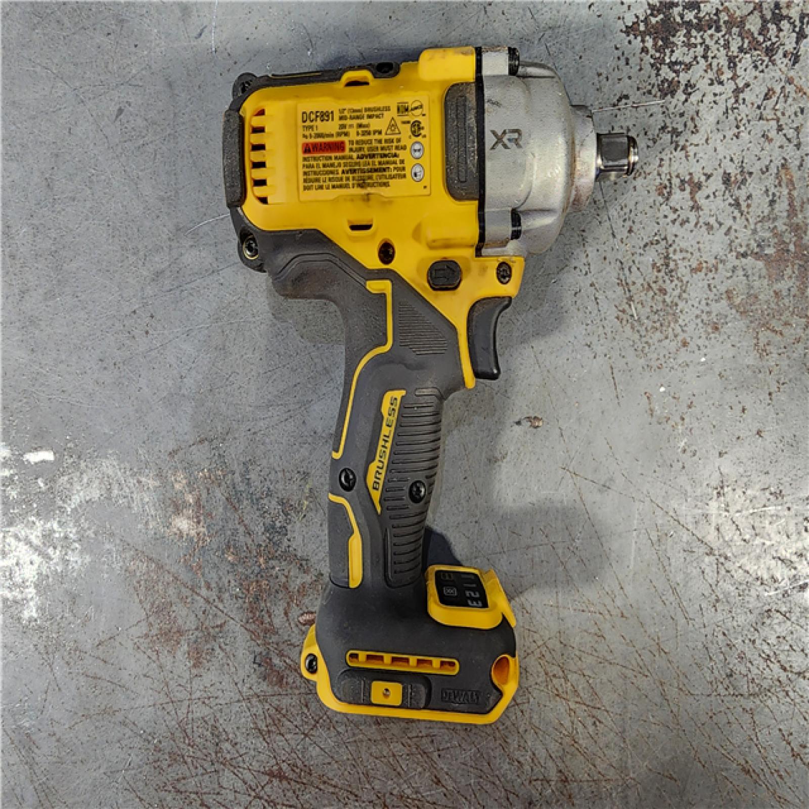 HOUSTON LOCATION - AS-IS DEWALT 3 TOOL COMBO KIT W/ BATTERY & CHARGER