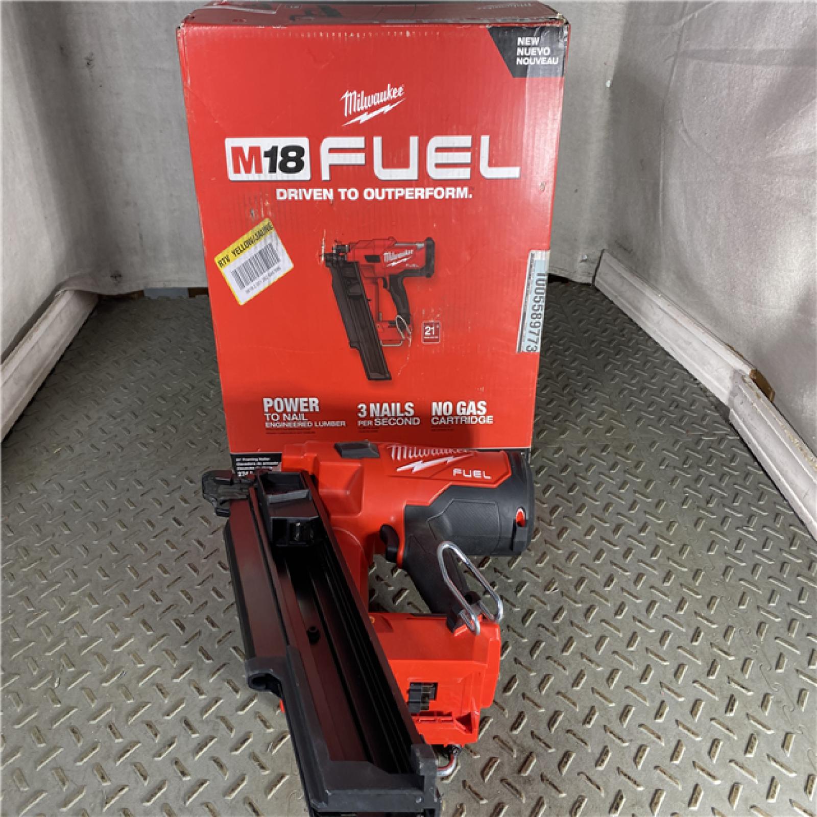 HOUSTON LOCATION - AS-IS Milwaukee 2744-20 M18 FUEL 21-Degree Cordless Framing Nailer (Tool Only)