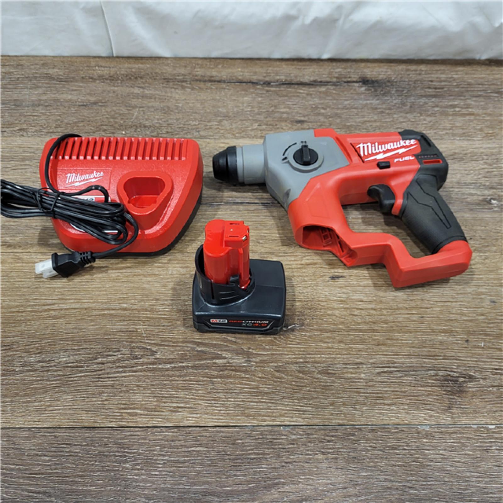 AS IS Milwaukee Cordless 5/8 in. SDS-Plus Rotary Hammer Kit