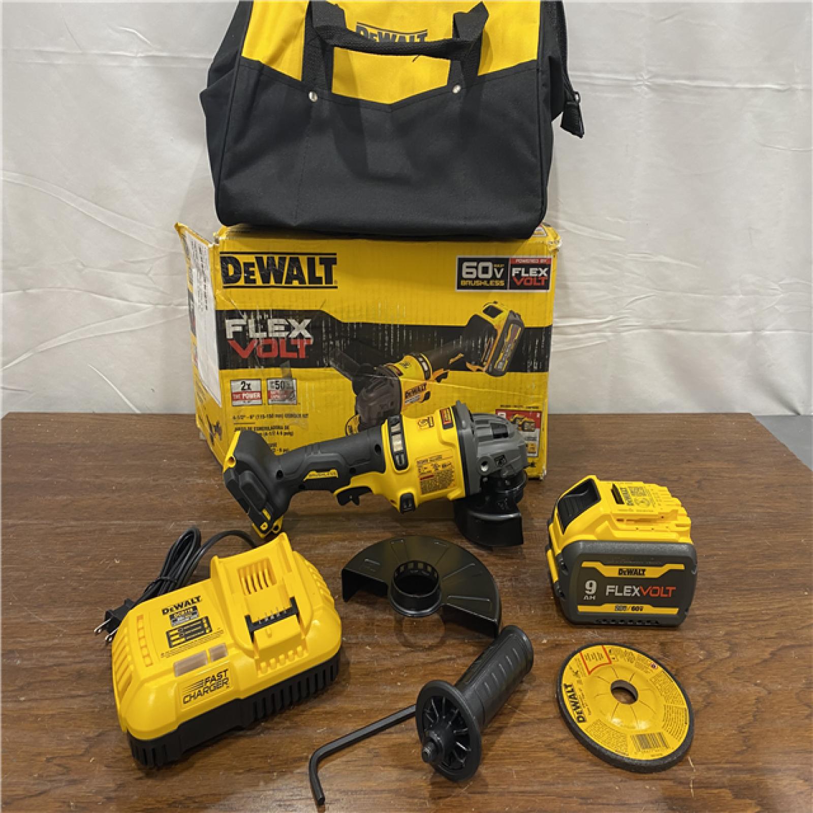 AS-IS DeWalt Flexvolt 60V Max Cordless Grinder  4.5 in; 6 in  Kit  1 KT (115-DCG418X2)