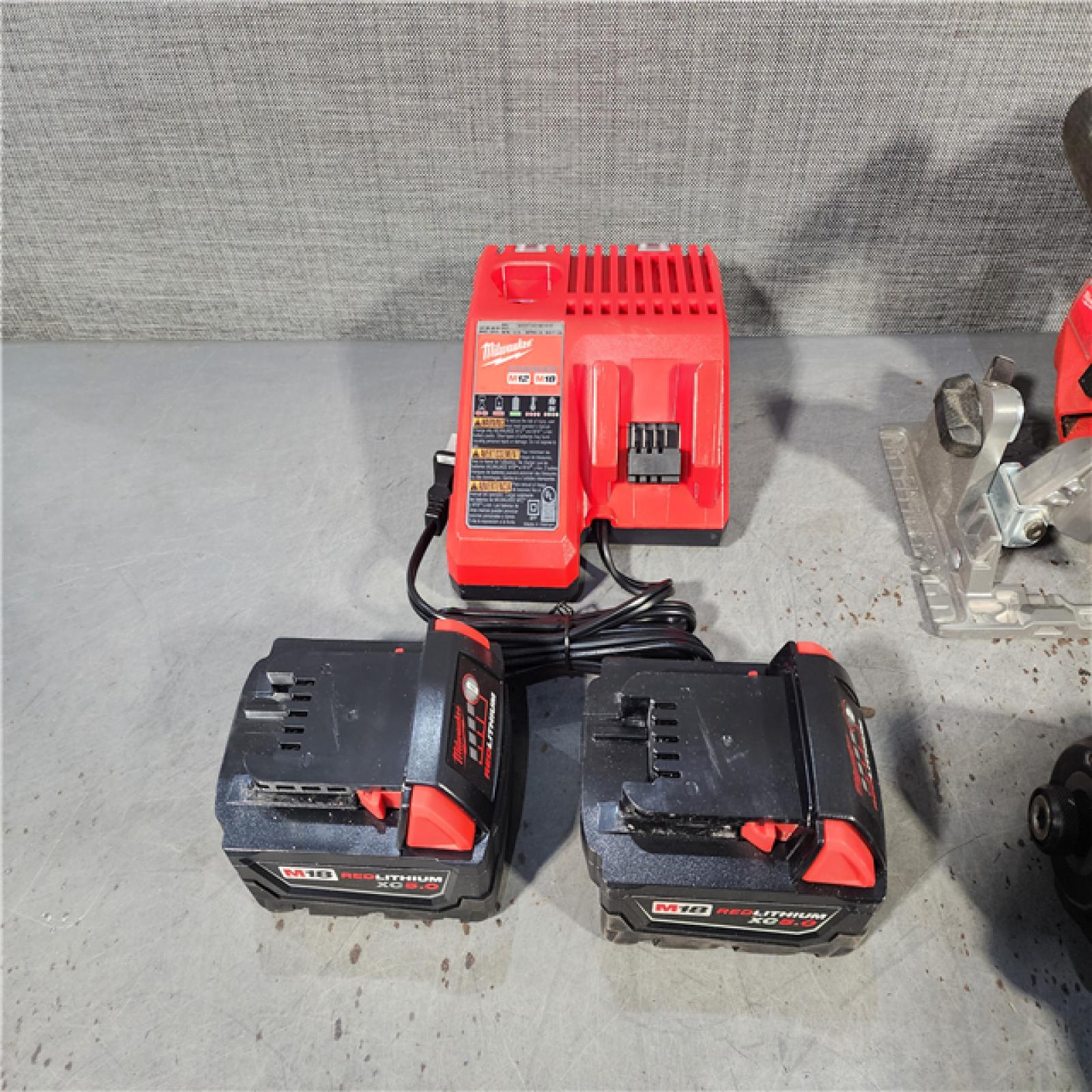 HOUSTON LOCATION - AS-IS Milwaukee 5 Tool Combo Kit W/ (2) Battery & Charger